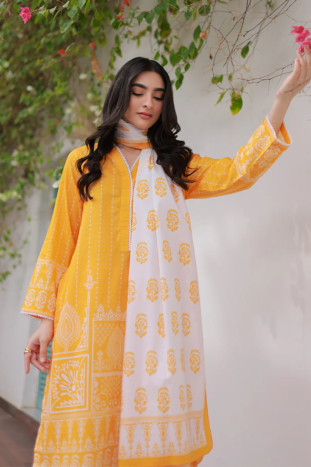 Kurta Dupatta Trouser - 1948 - Image 3