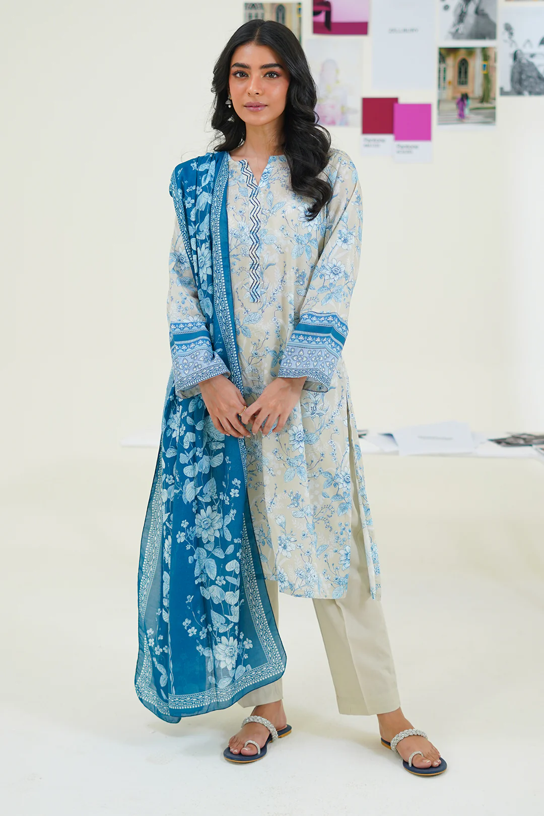 Embroidered Kurta Dupatta Trouser - 1958 - Image 2