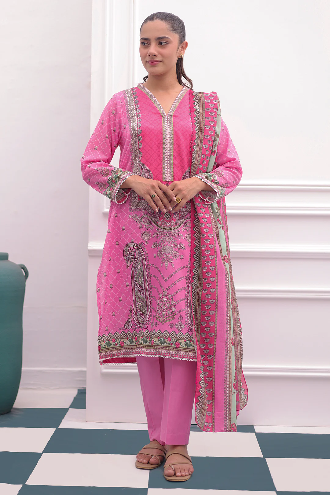 Kurta Dupatta Trouser - 2106 - Image 3