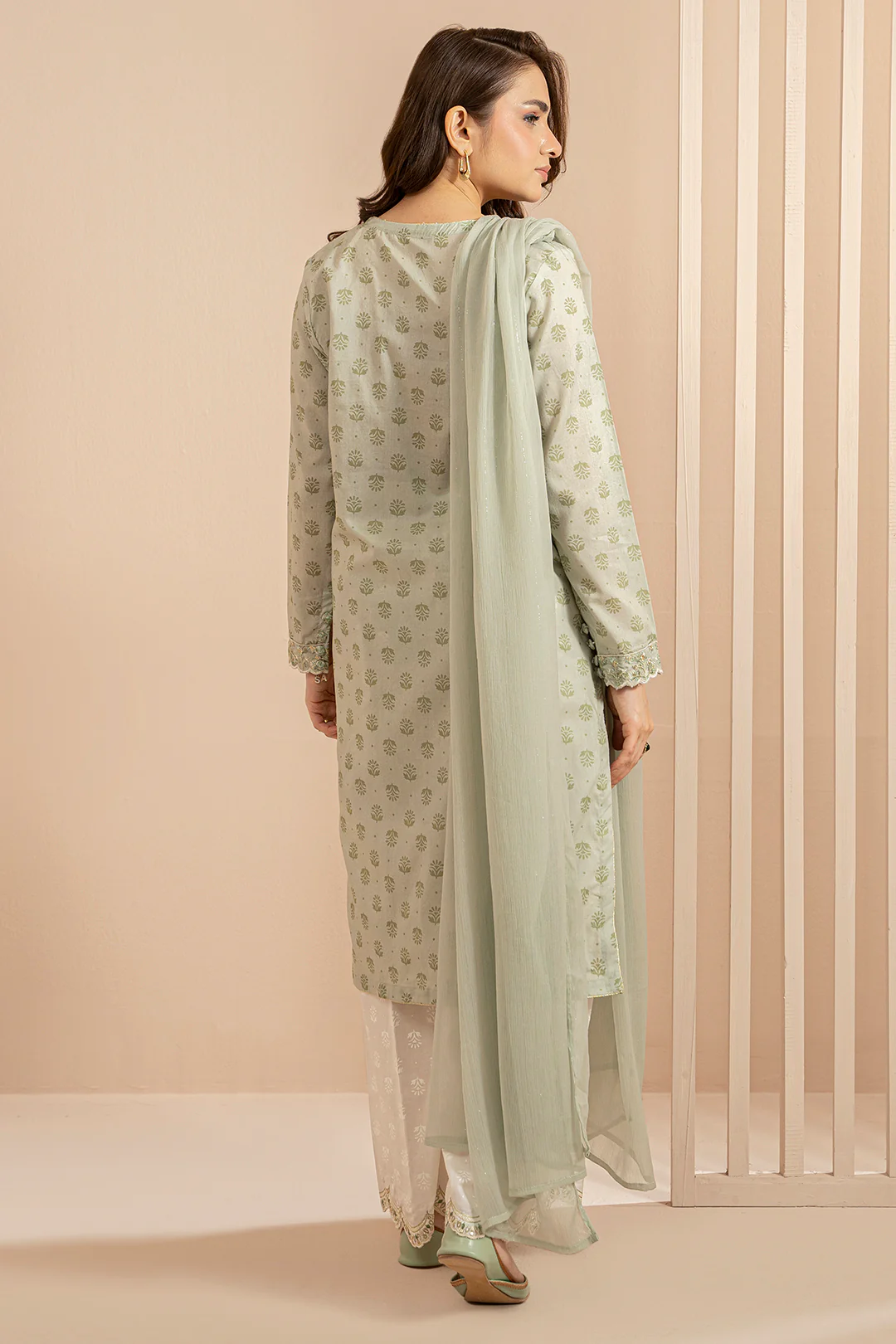 Embroidered Kurta Dupatta Trouser - 2137 - Image 8