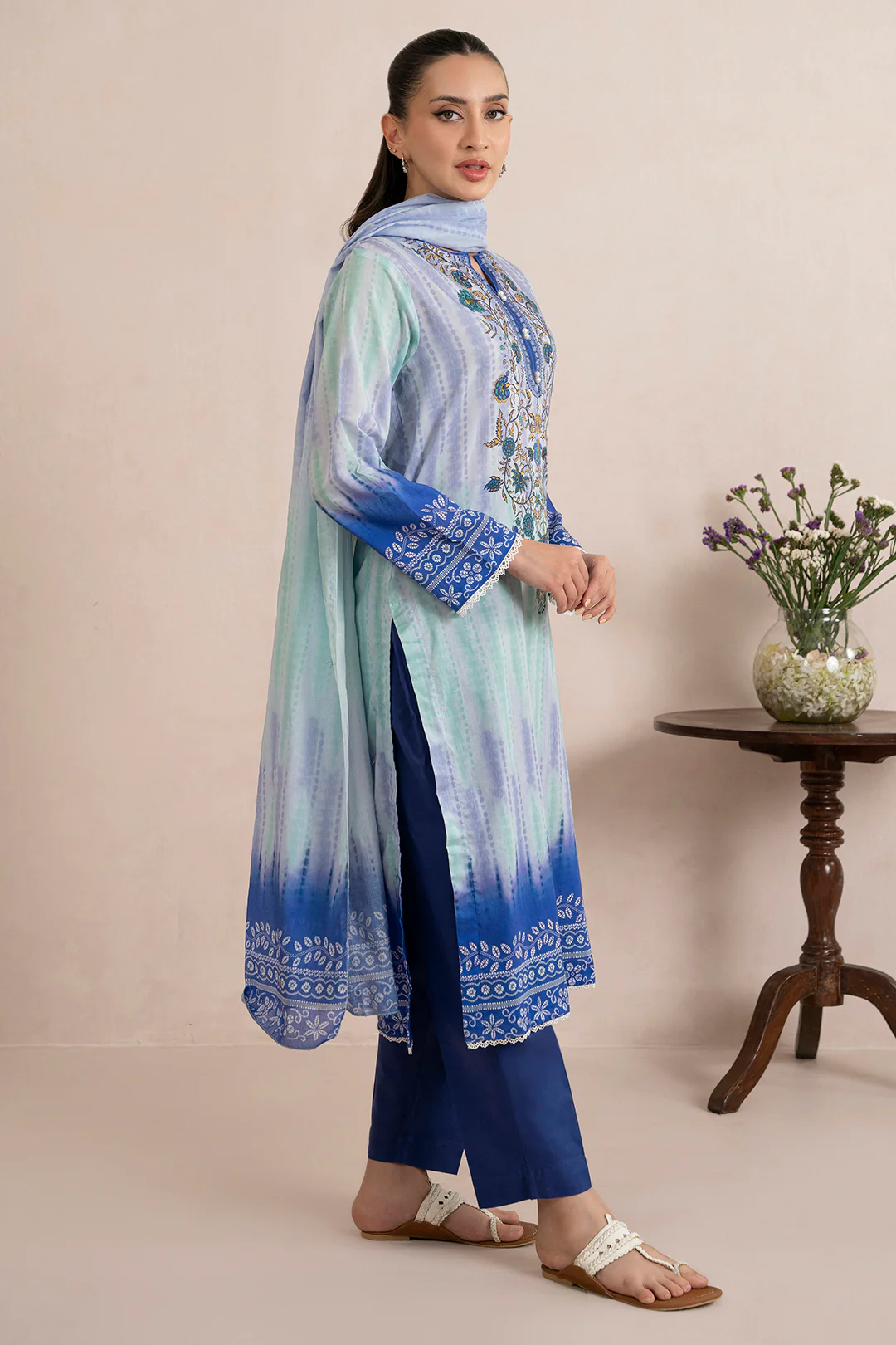 Kurta Dupatta Trouser - 1453 - Image 6