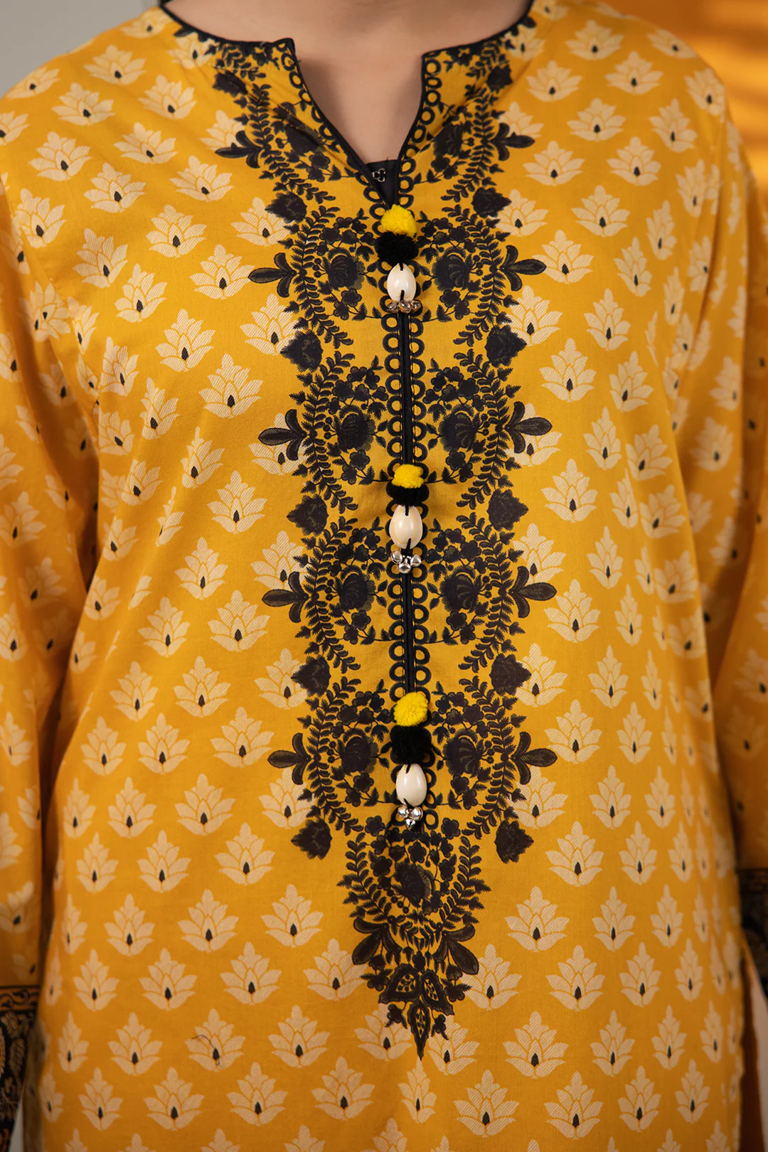 Kurta Dupatta Trouser - 1490 - Image 5
