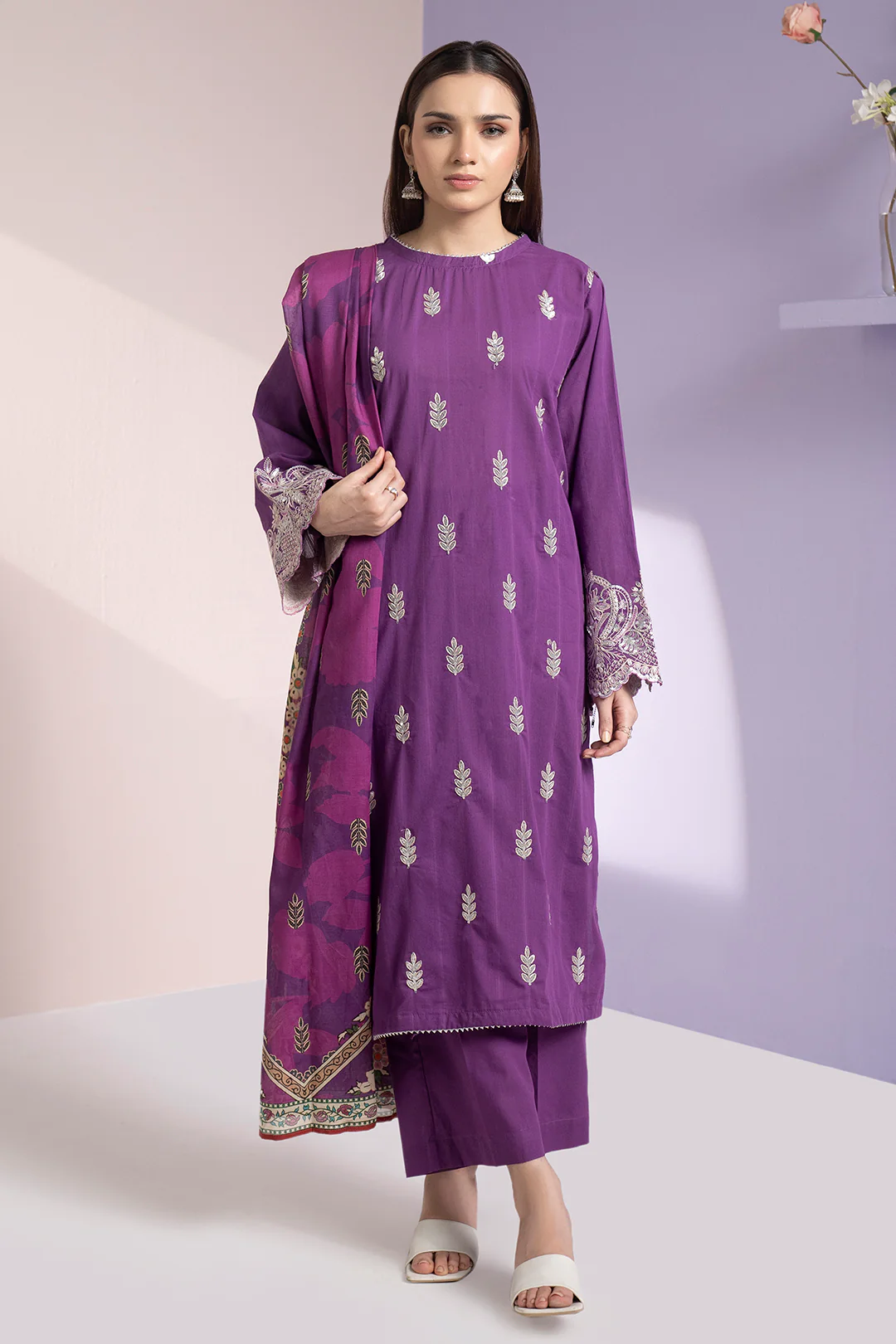 Embroidered Kurta Dupatta Trouser - 1581 - Image 10