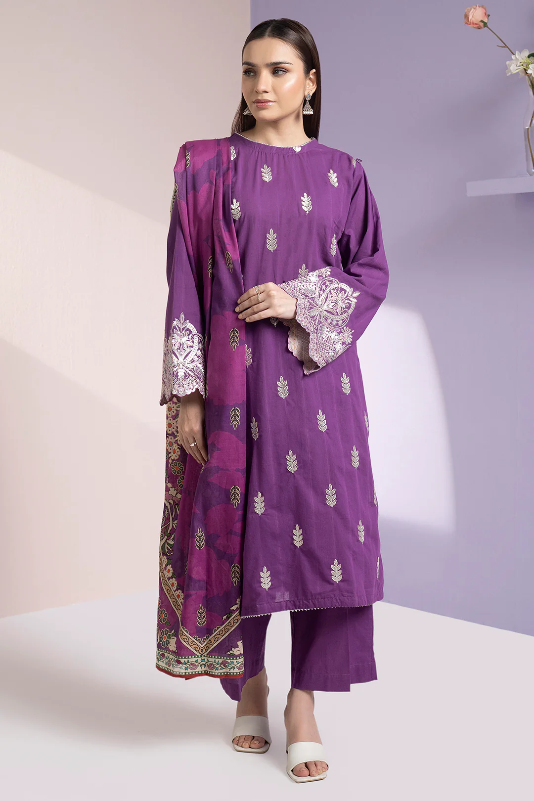 Embroidered Kurta Dupatta Trouser - 1581 - Image 11
