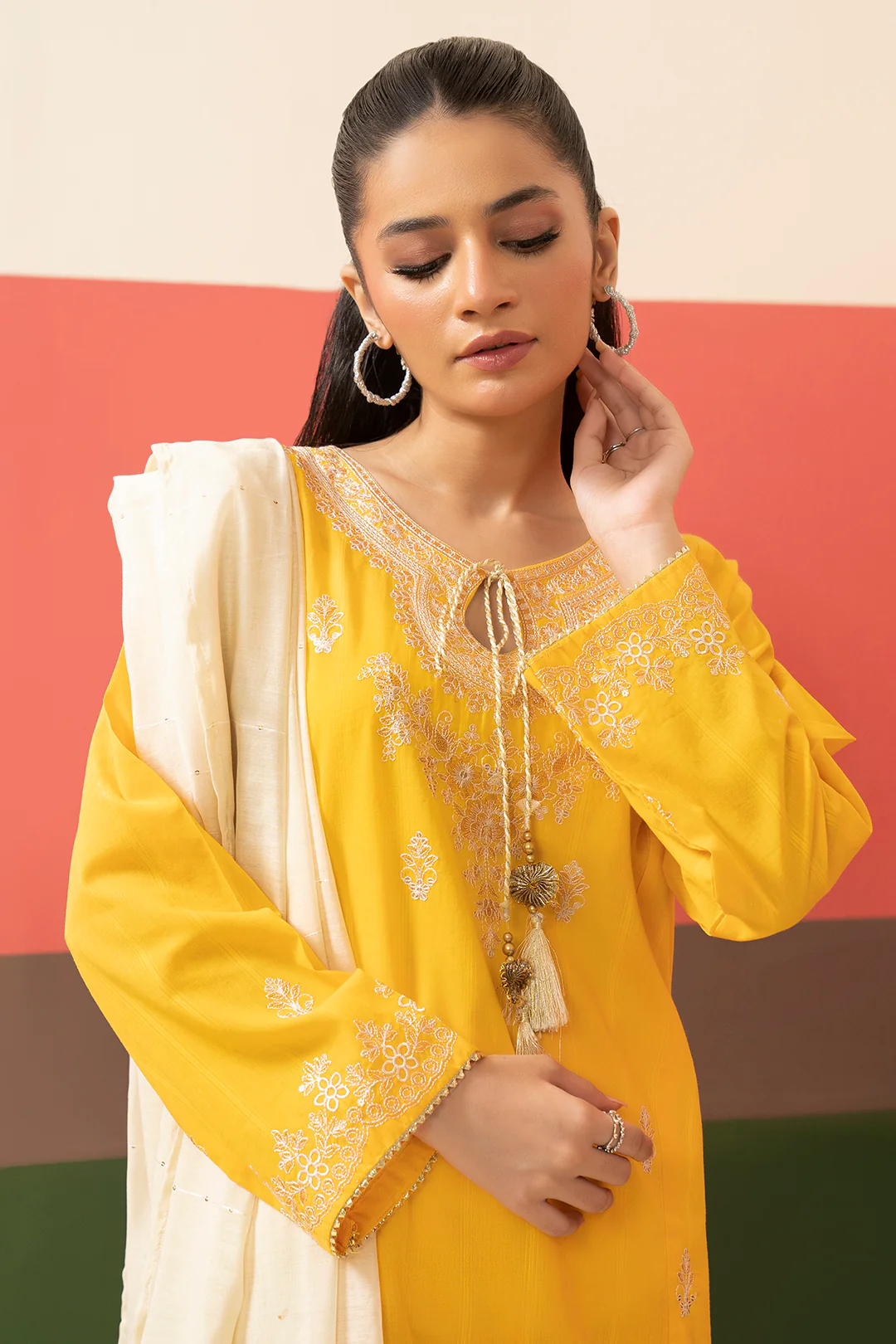 Embroidered Kurta Dupatta Trouser - 1631 - Image 4