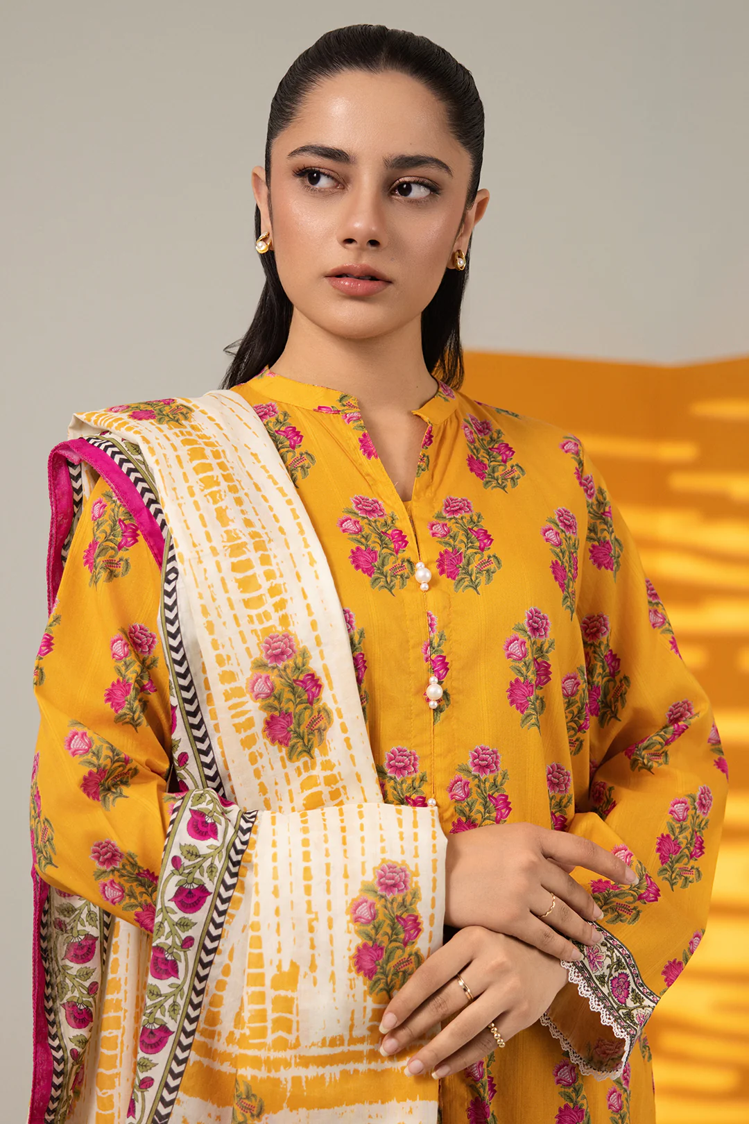 Kurta Dupatta Trouser - 1699 - Image 2
