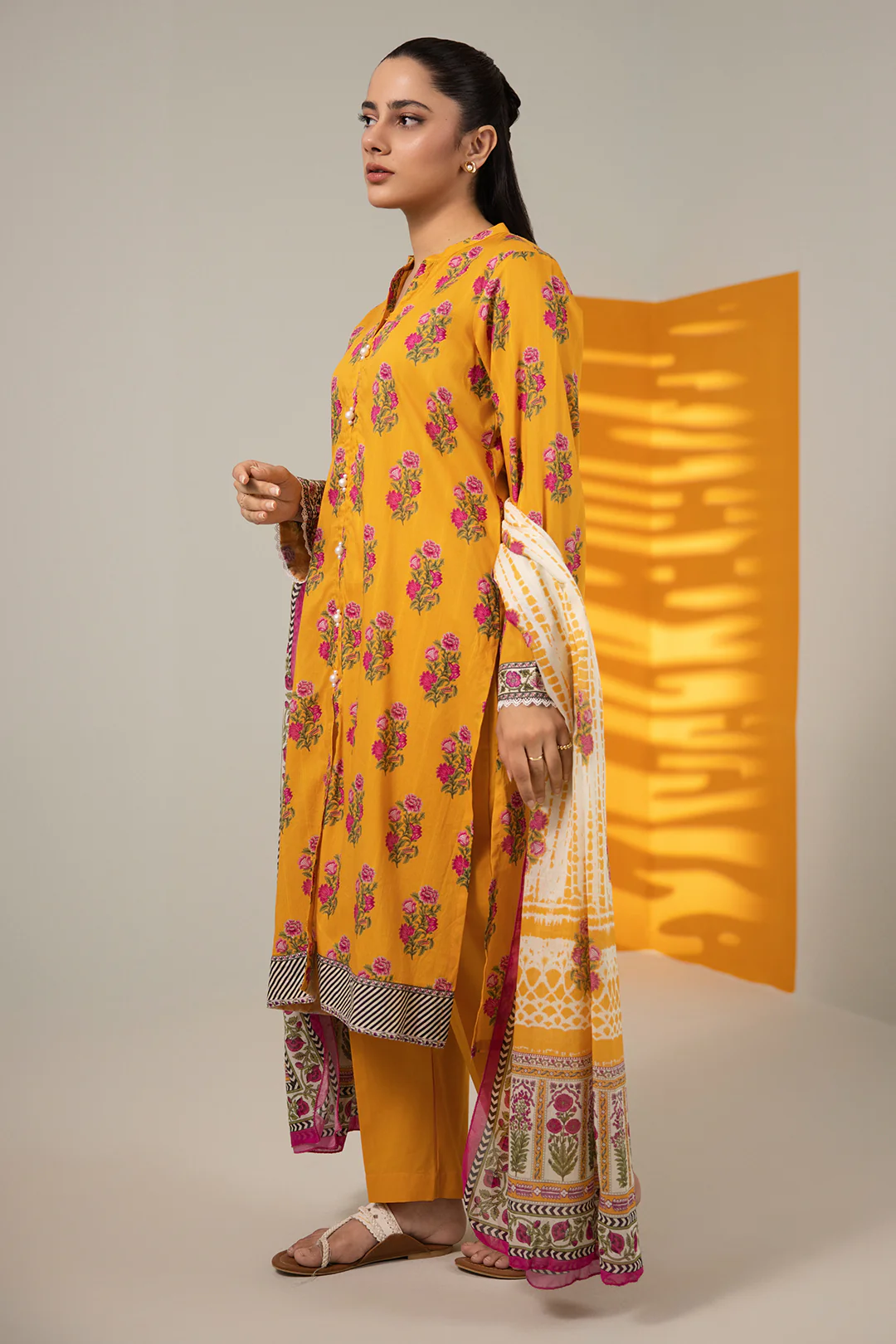 Kurta Dupatta Trouser - 1699 - Image 3