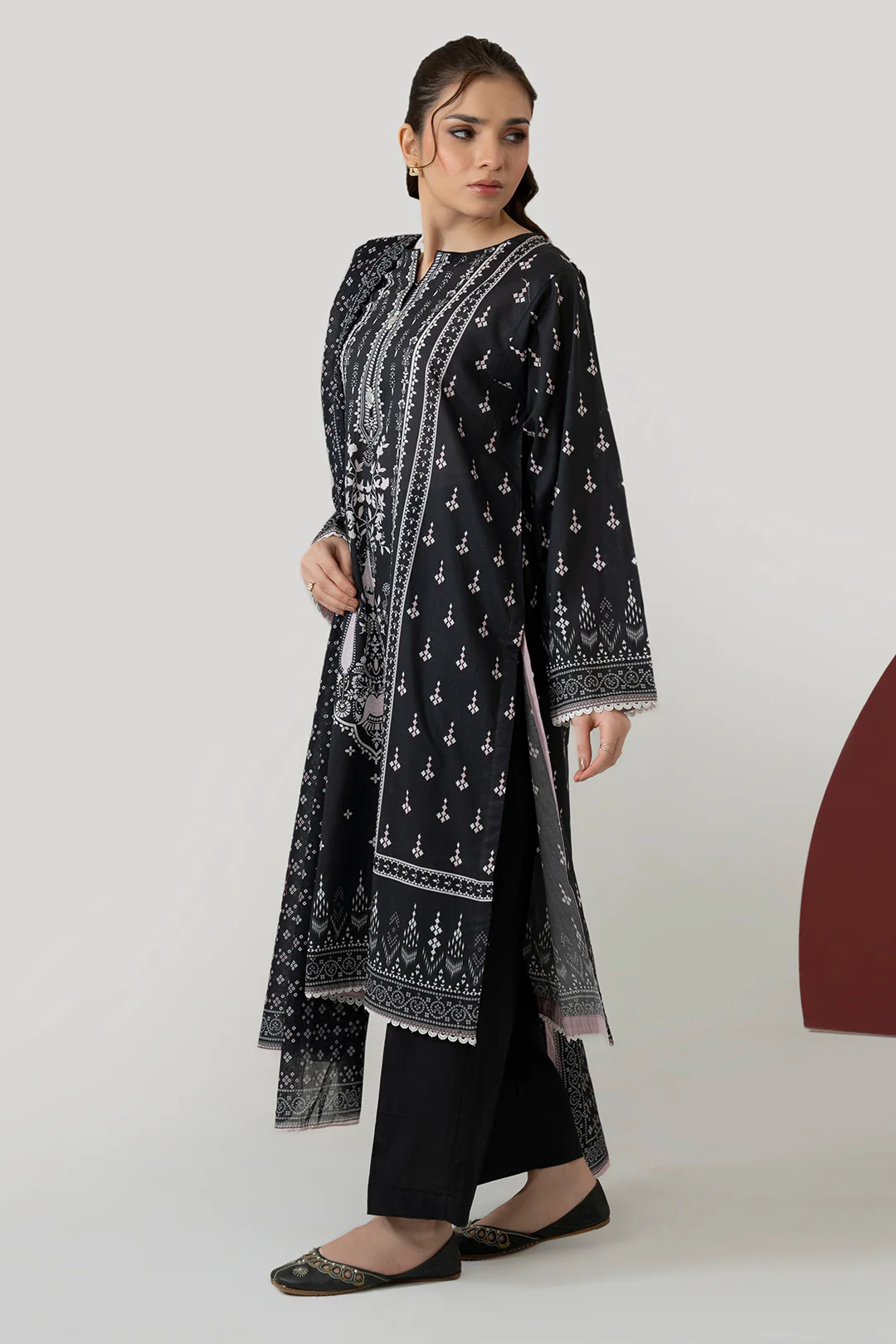 Kurta Dupatta Trouser - 1700 - Image 4
