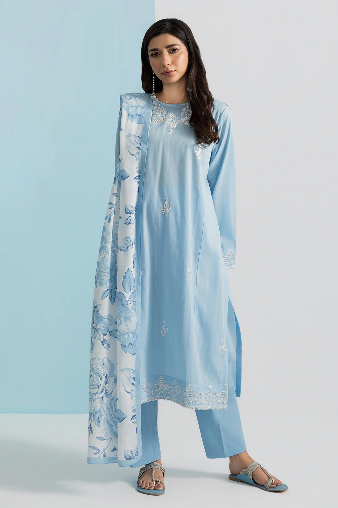Embroidered Kurta Dupatta Trouser - 1717 - Image 3