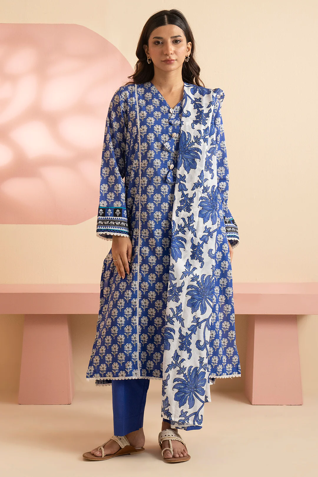 Kurta Dupatta Trouser - 1925 - Image 6