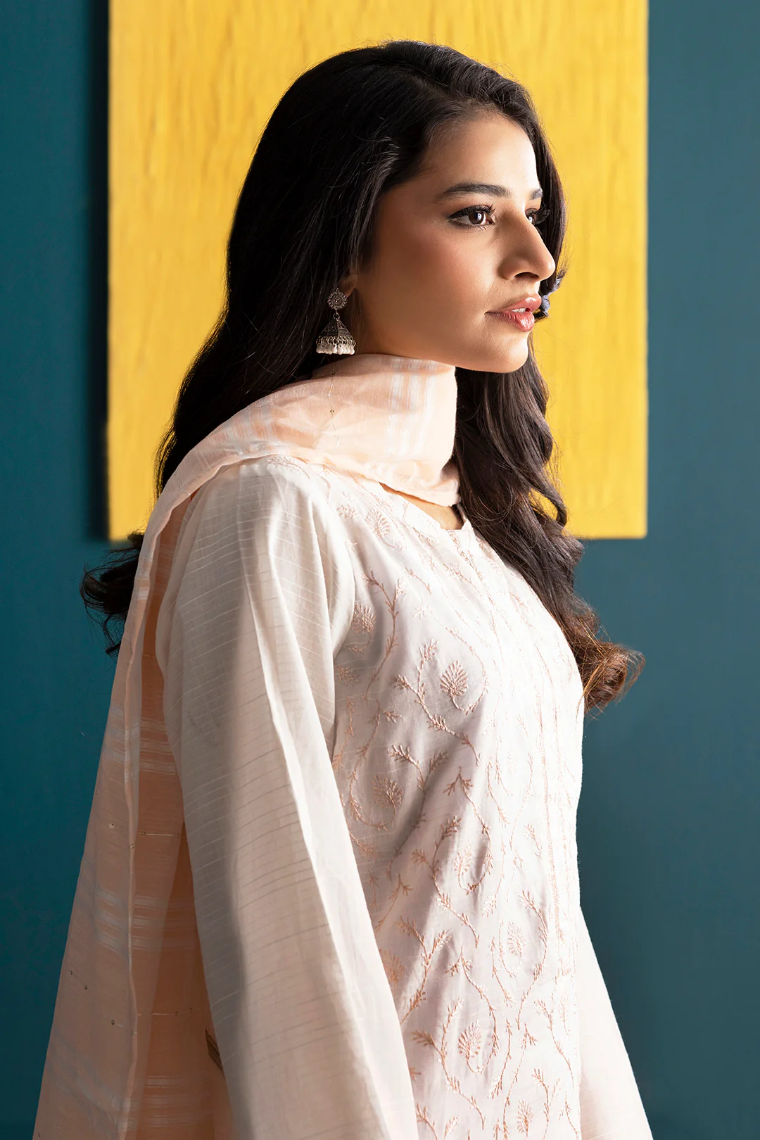 Embroidered Kurta Dupatta Trouser - 1933 - Image 7