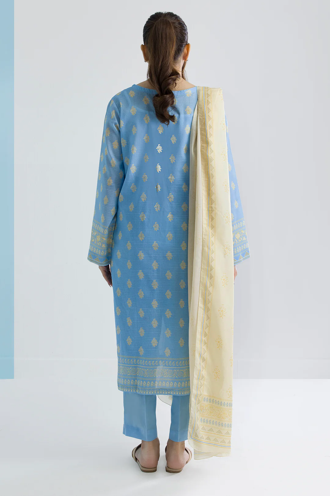 Kurta Dupatta Trouser - 1986 - Image 10