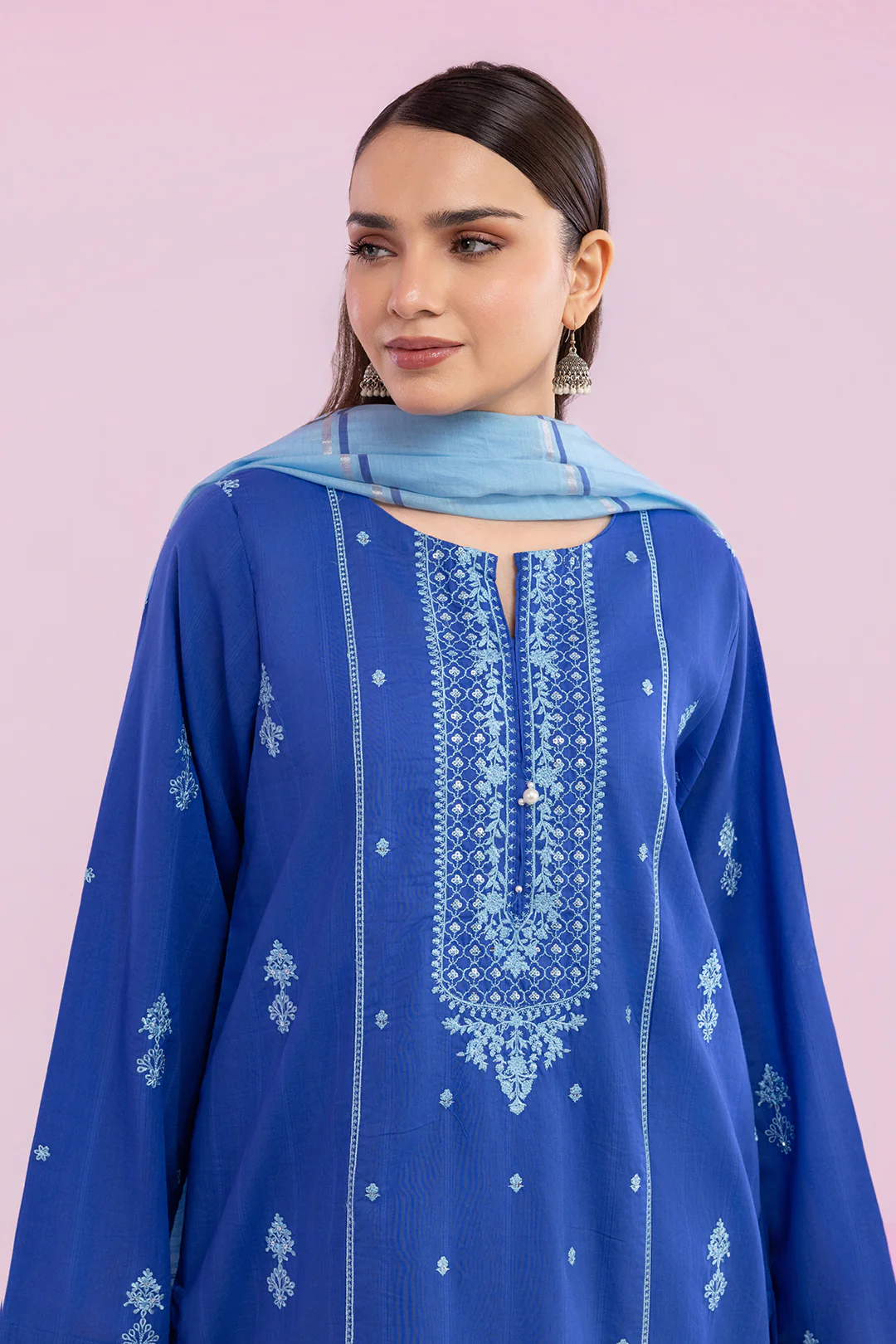 Embroidered Kurta Dupatta Trouser - 1989 - Image 2