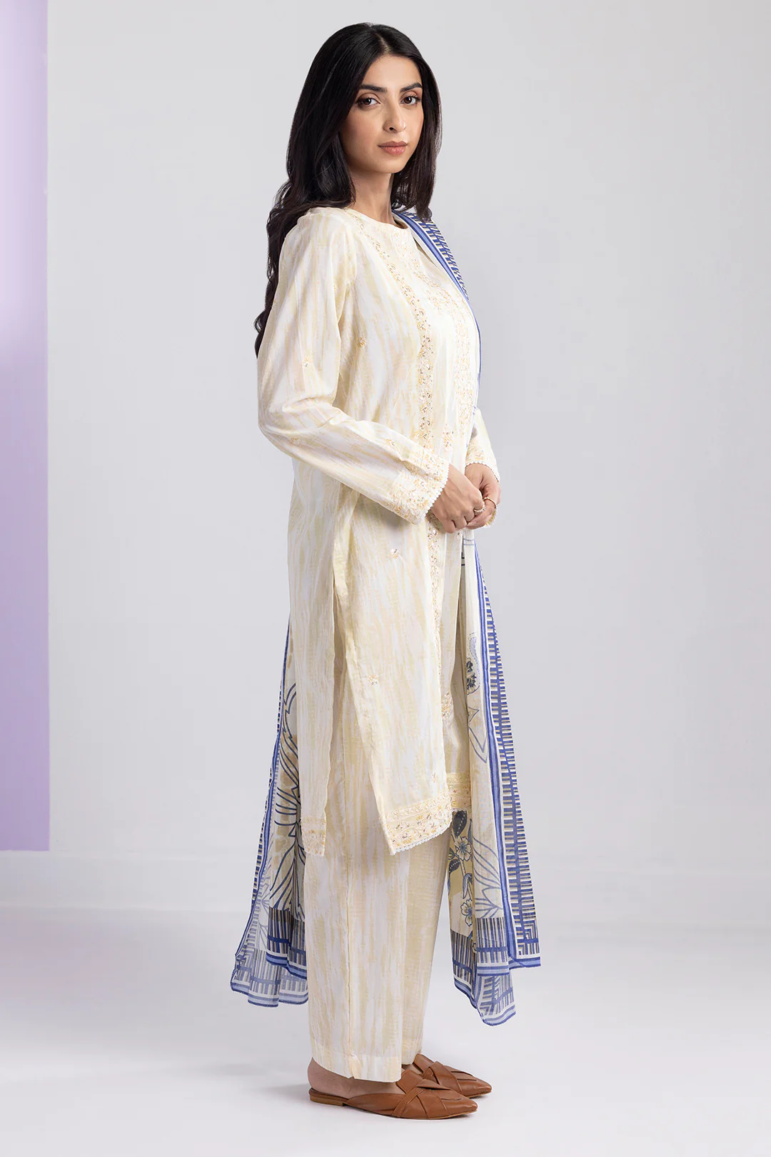 Embroidered Kurta Dupatta Trouser - 2008 - Image 5