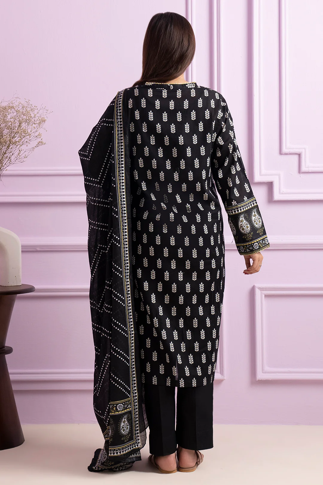 Kurta Dupatta Trouser - 2020 - Image 8