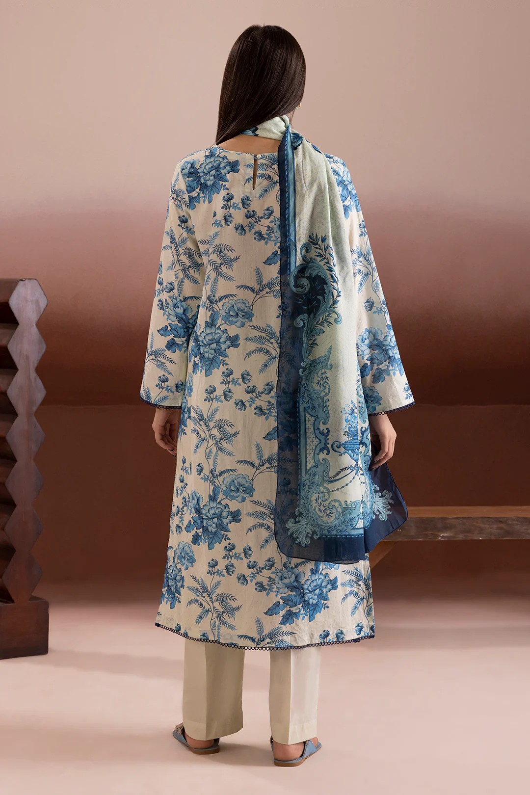 Embroidered Kurta Dupatta Trouser - 2112 - Image 7