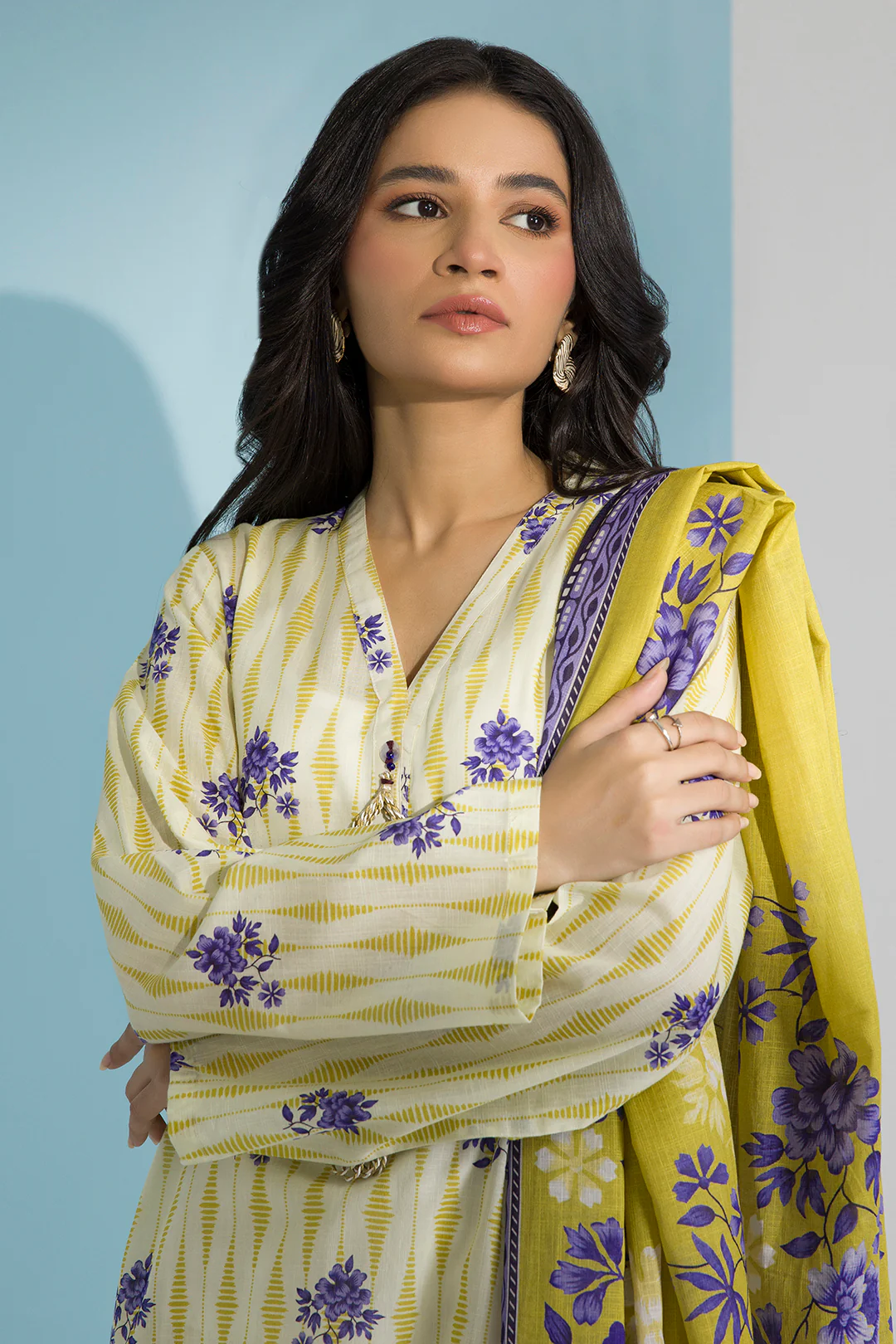Kurta Dupatta Trouser - 2196 - Image 2