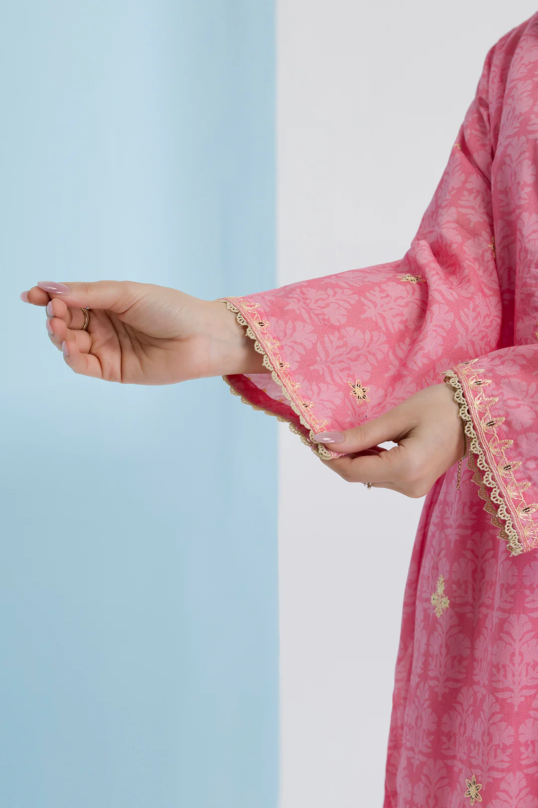 Embroidered Kurta Dupatta Trouser - 2198 - Image 4