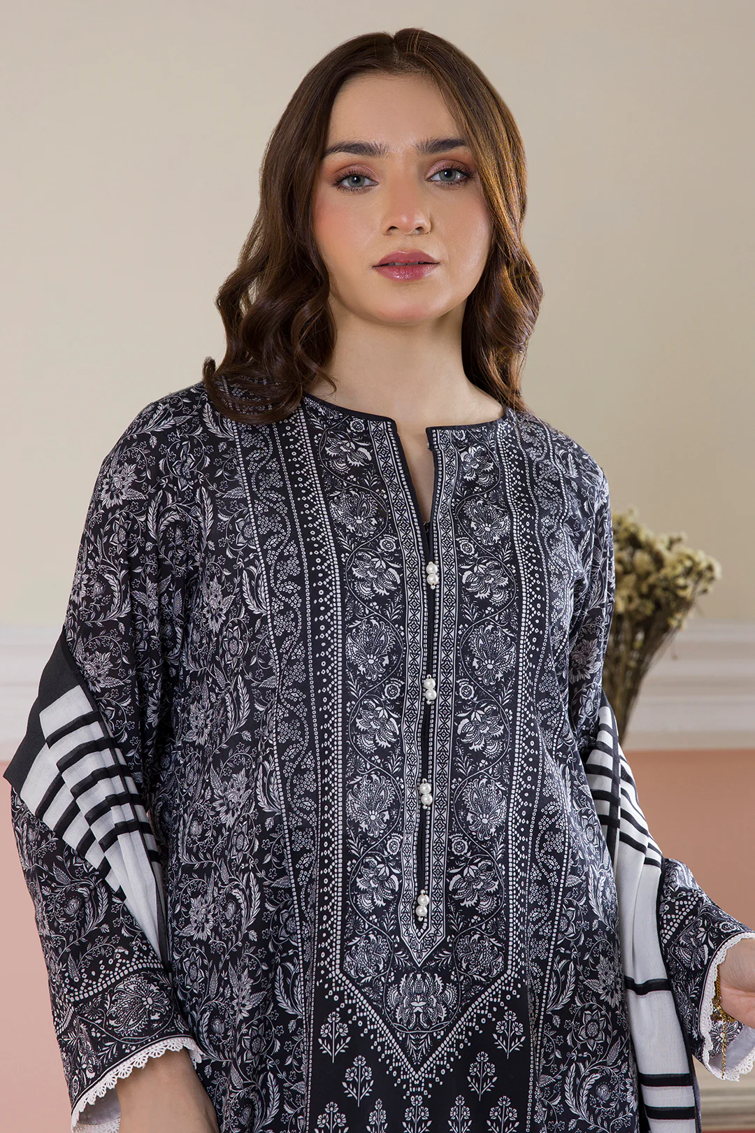 Kurta Dupatta Trouser - 2249 - Image 2