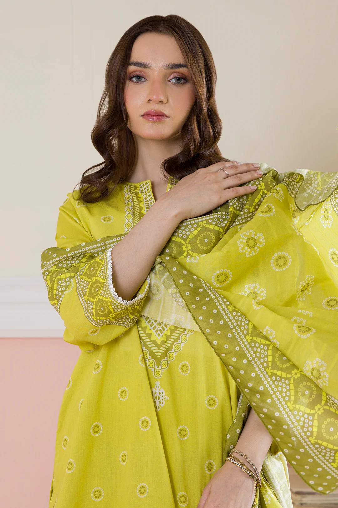 Kurta Dupatta Trouser - 2258 - Image 4