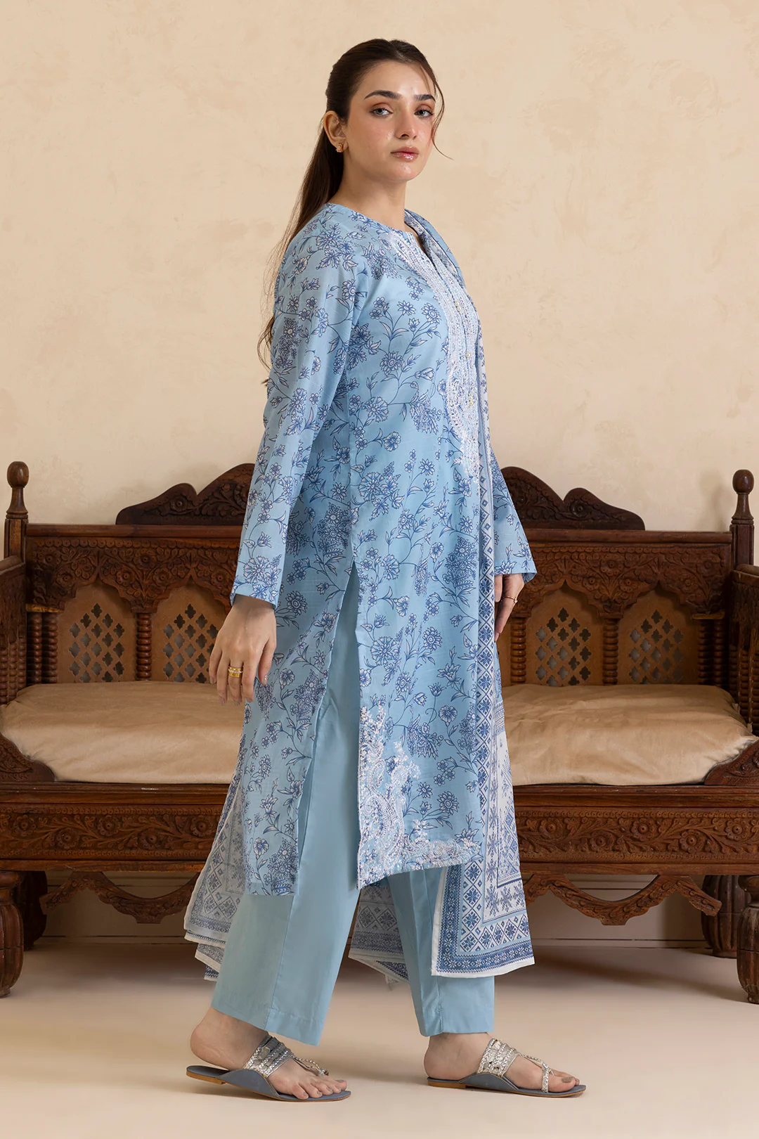 Embroidered Kurta Dupatta Trouser - 2265 - Image 7