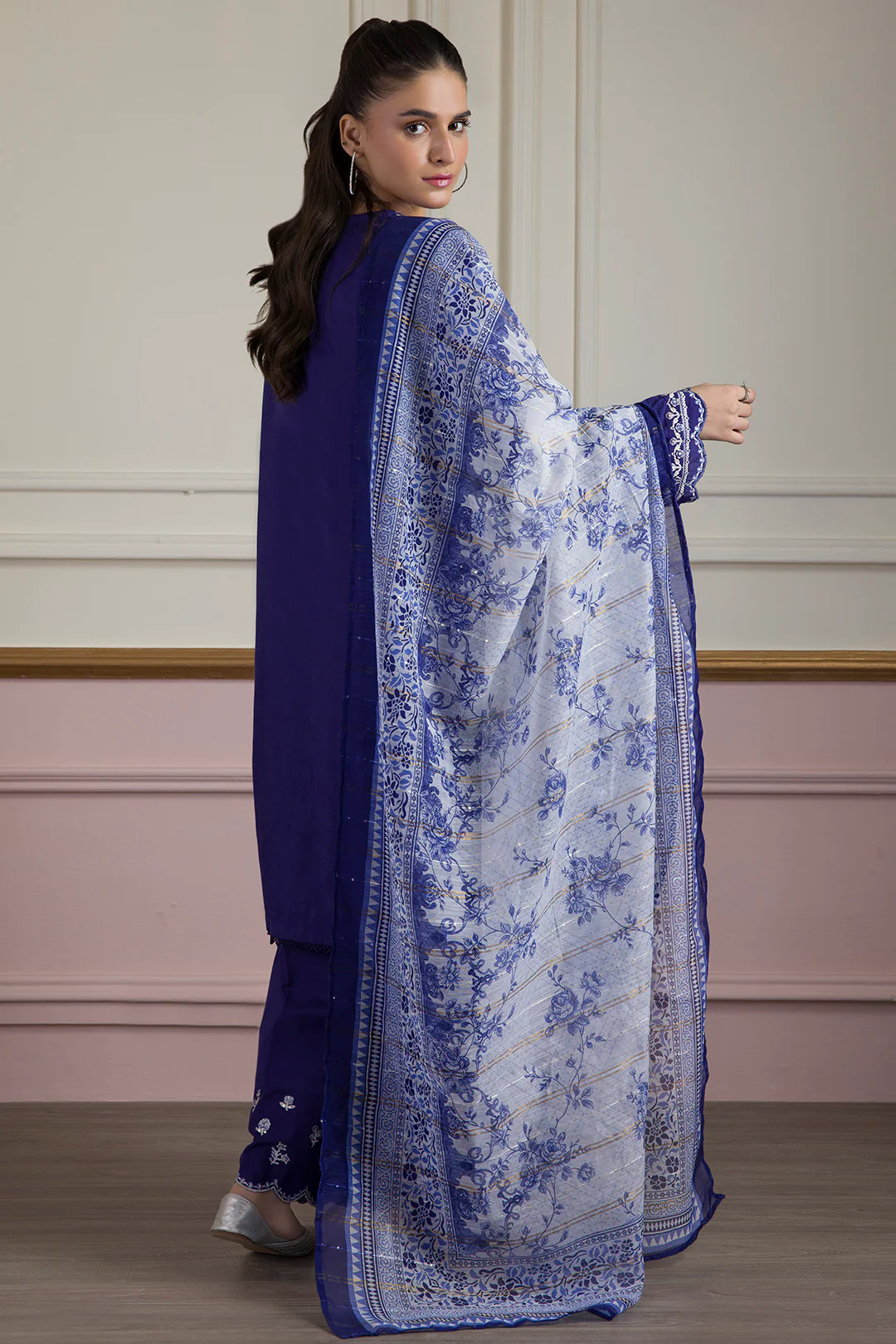 Embroidered Kurta Dupatta Trouser - 2545 - Image 4
