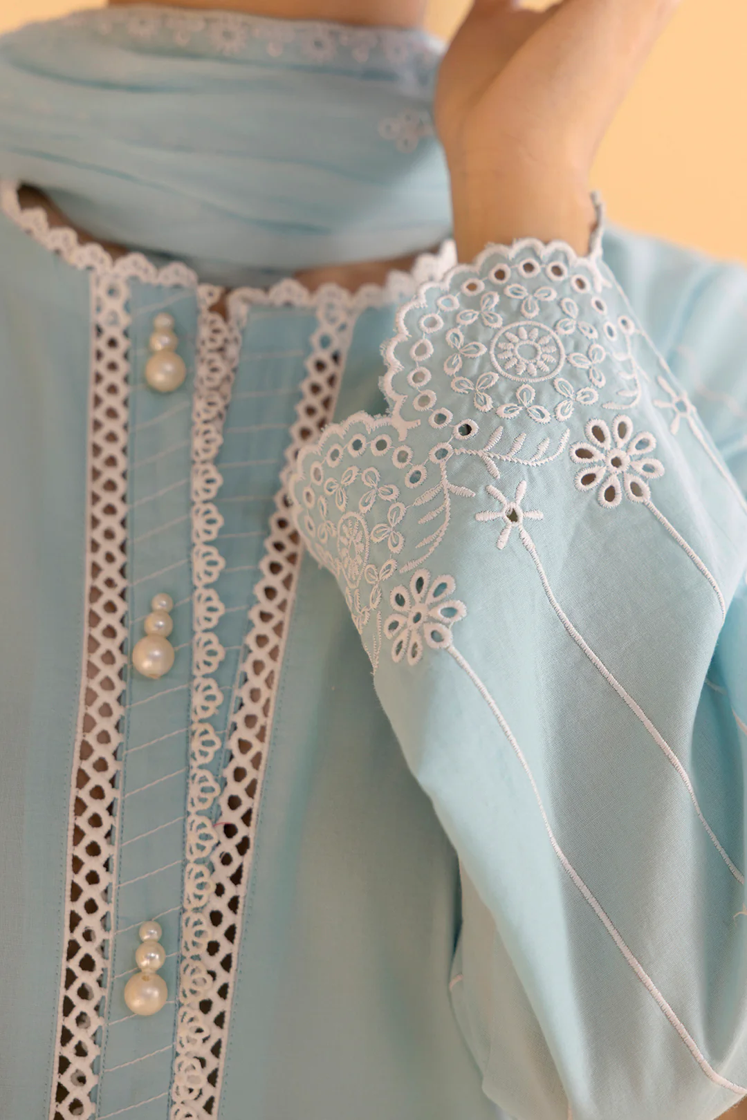 Embroidered Kurta Dupatta Trouser - 2582 - Image 4