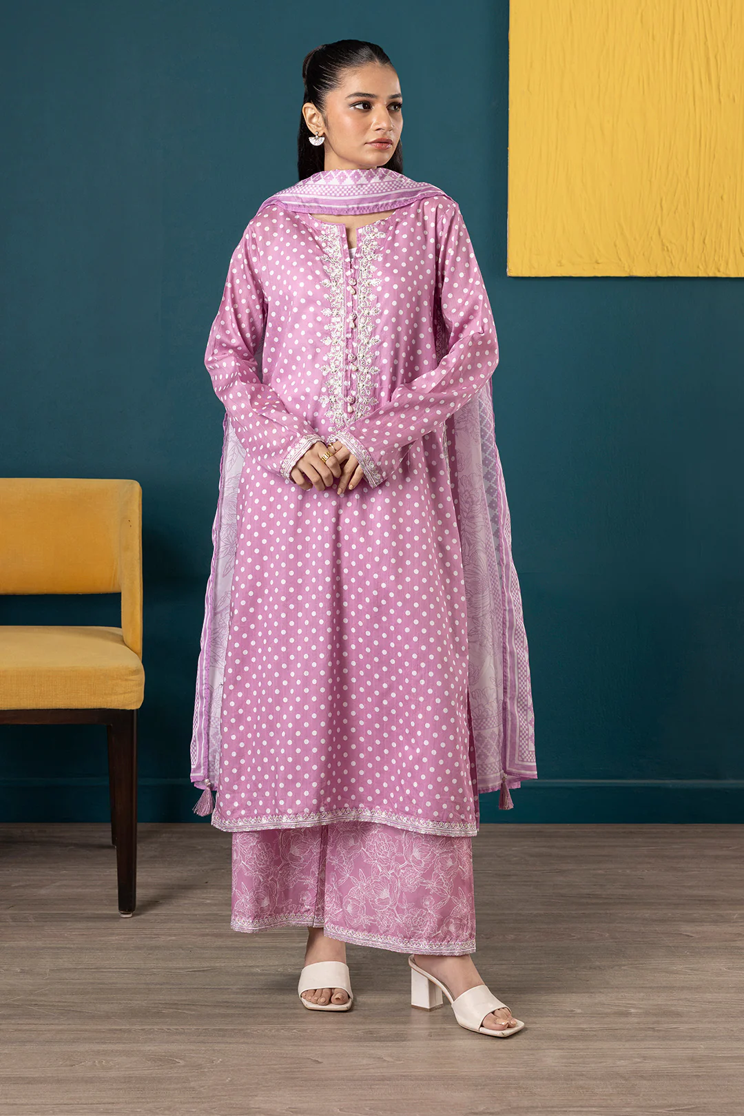 Embroidered Kurta Dupatta Trouser - 2645 - Image 3