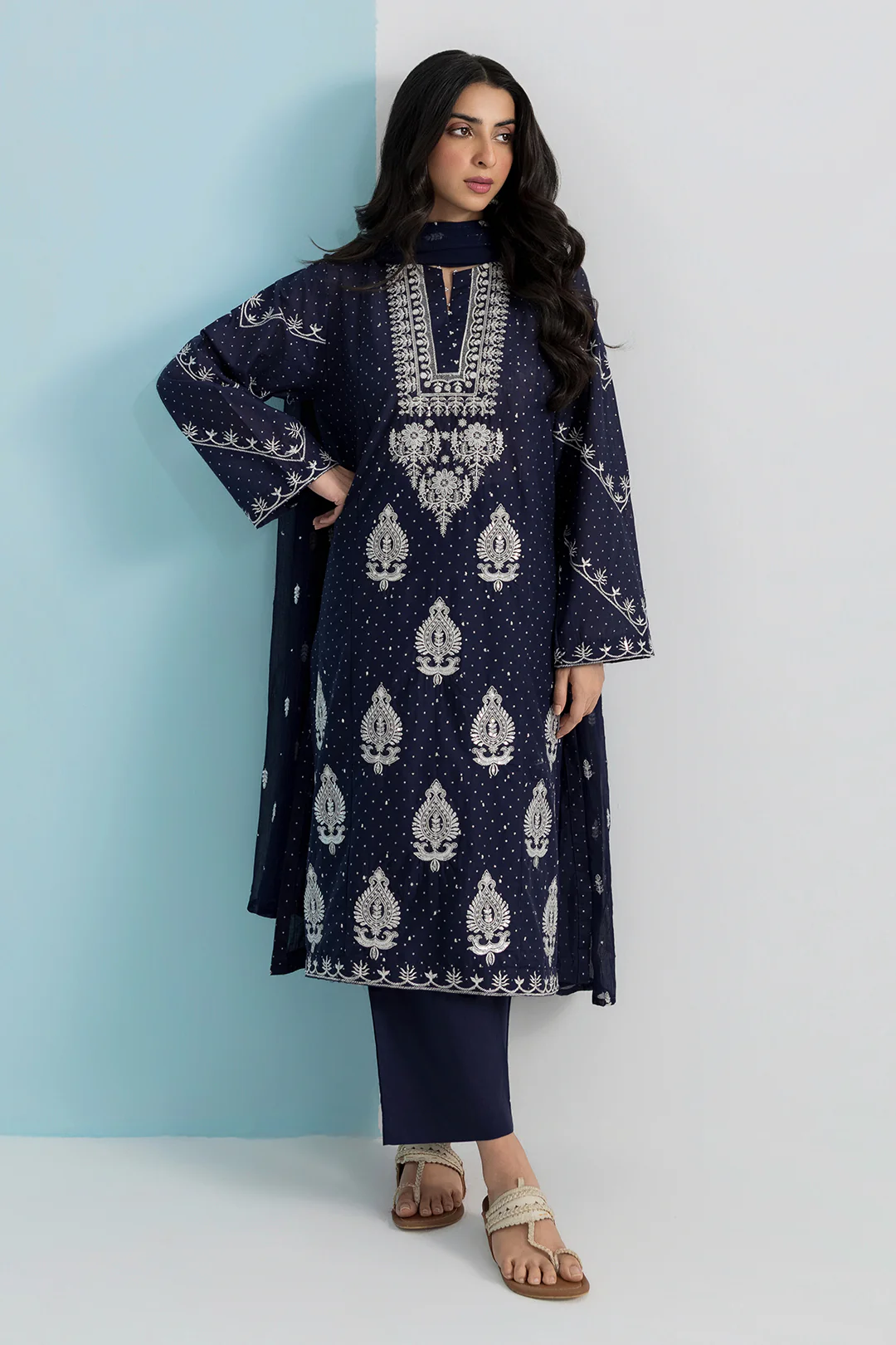 Embroidered Kurta Dupatta Trouser - 2688 - Image 5