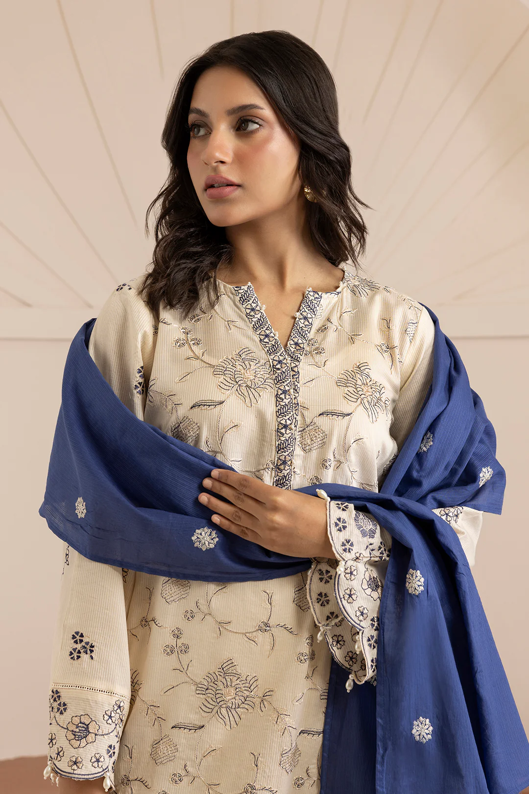 Embroidered Kurta Dupatta Trouser - 2836 - Image 2