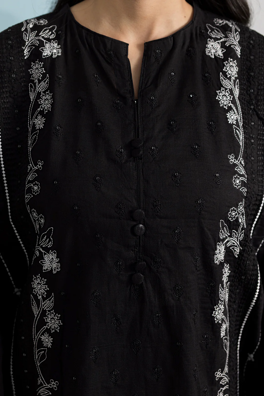 Embroidered Kurta Dupatta Trouser - 2838 - Image 4