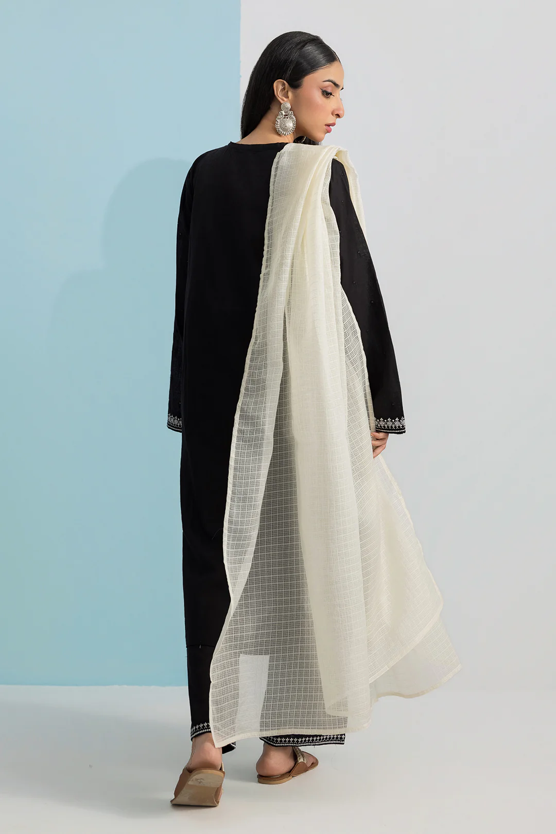 Embroidered Kurta Dupatta Trouser - 2838 - Image 8