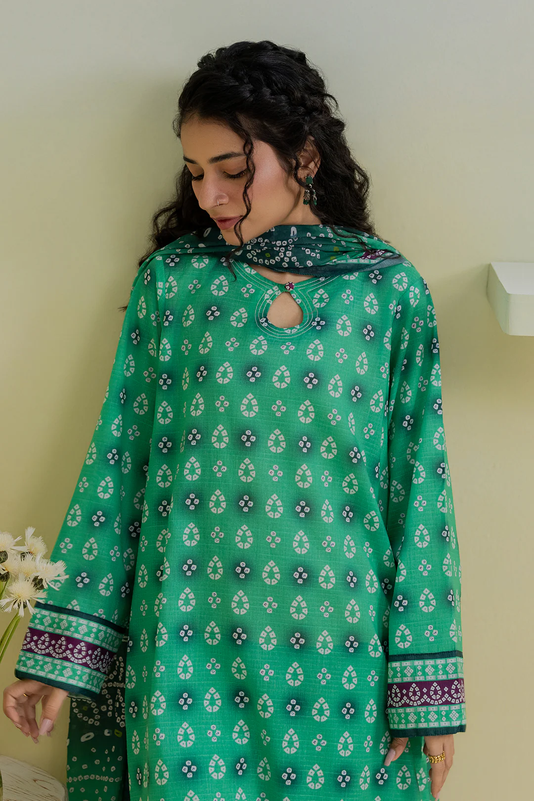 Kurta Dupatta Trouser - 2162 - Image 2