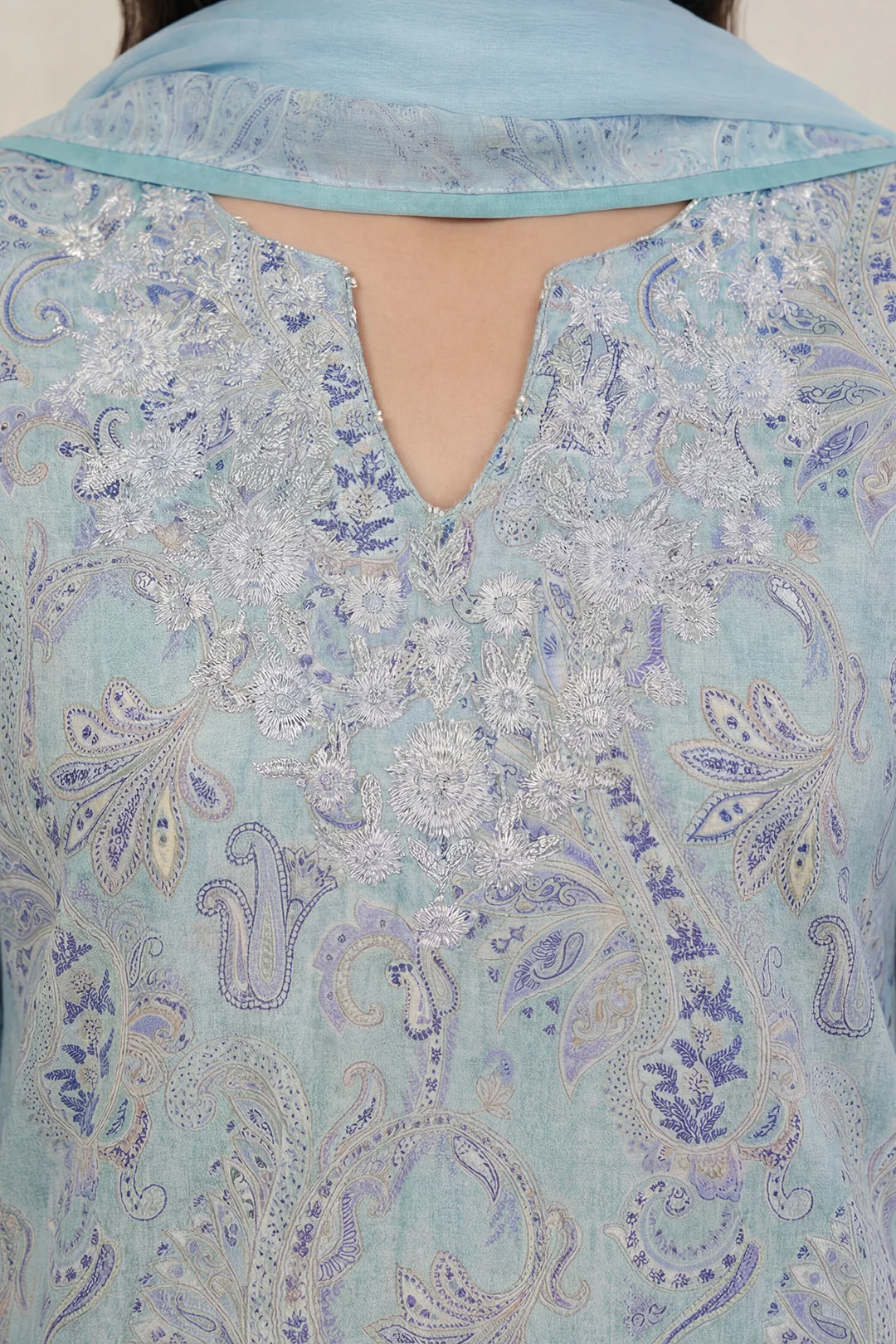 Embroidered Kurta Dupatta Trouser - 2202 - Image 3