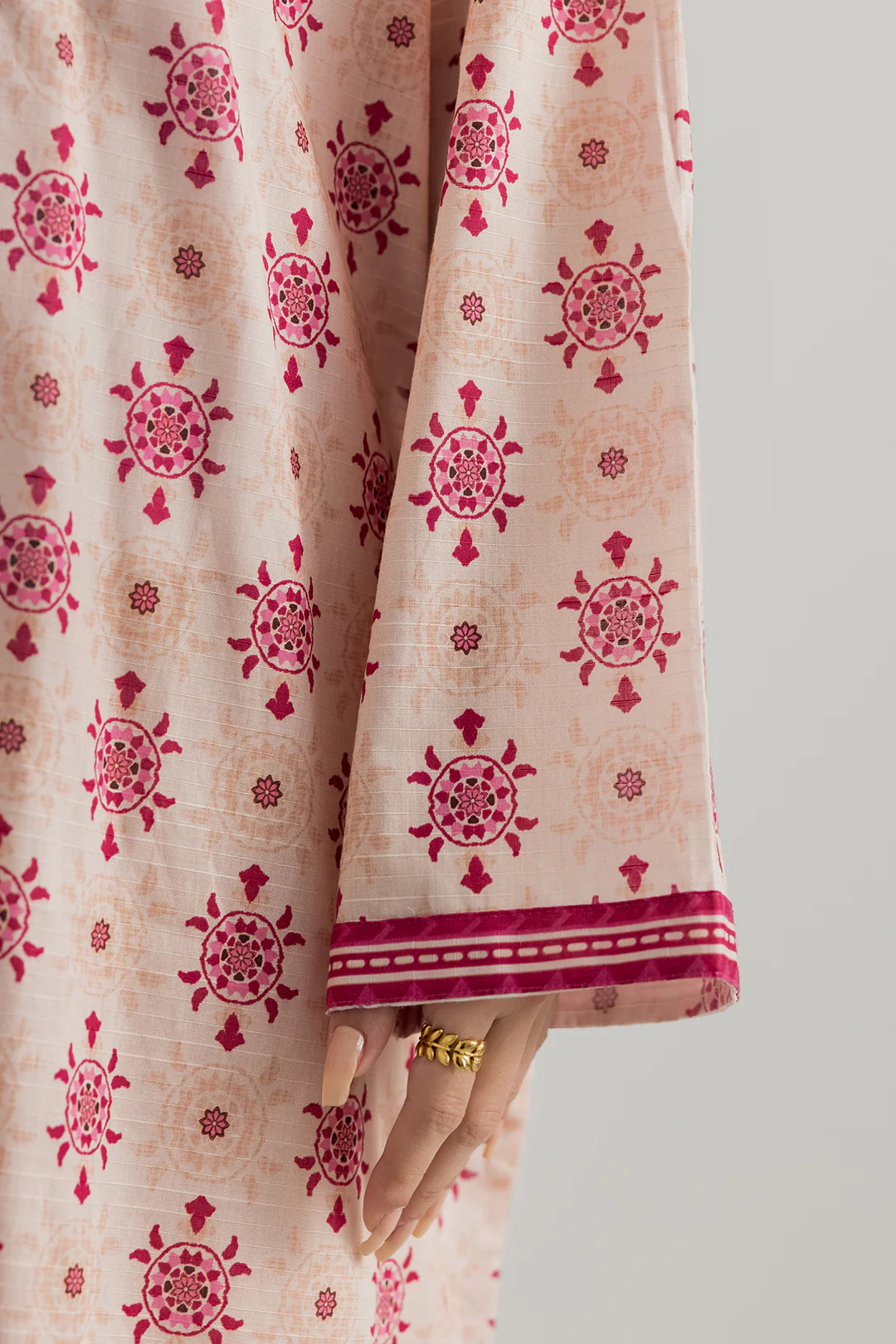 Kurta Dupatta Trouser - 2474 - Image 4