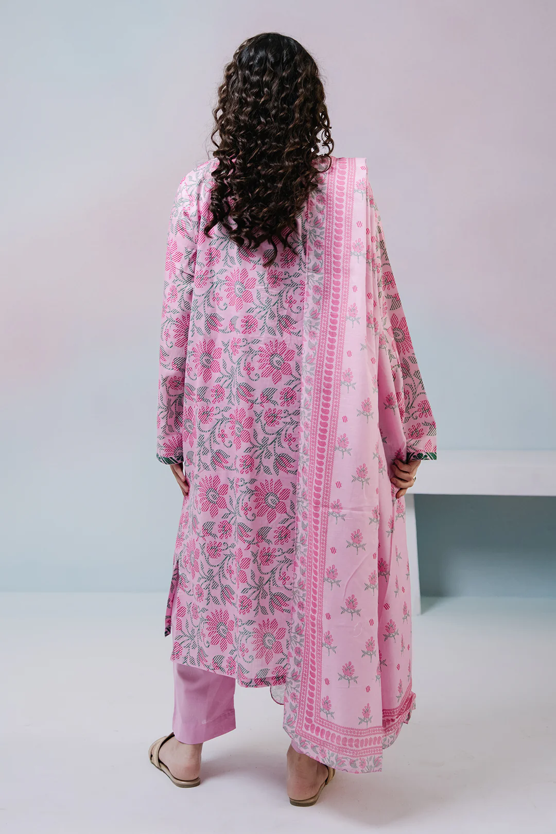 Kurta Dupatta Trouser - 2498 - Image 5
