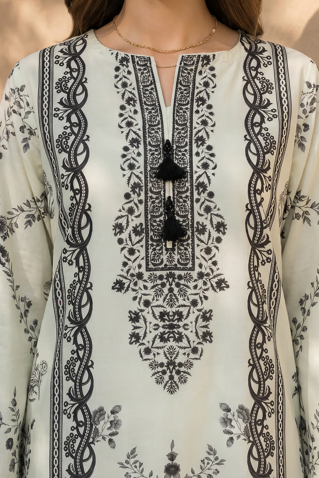 Kurta Dupatta Trouser - 2685 - Image 3