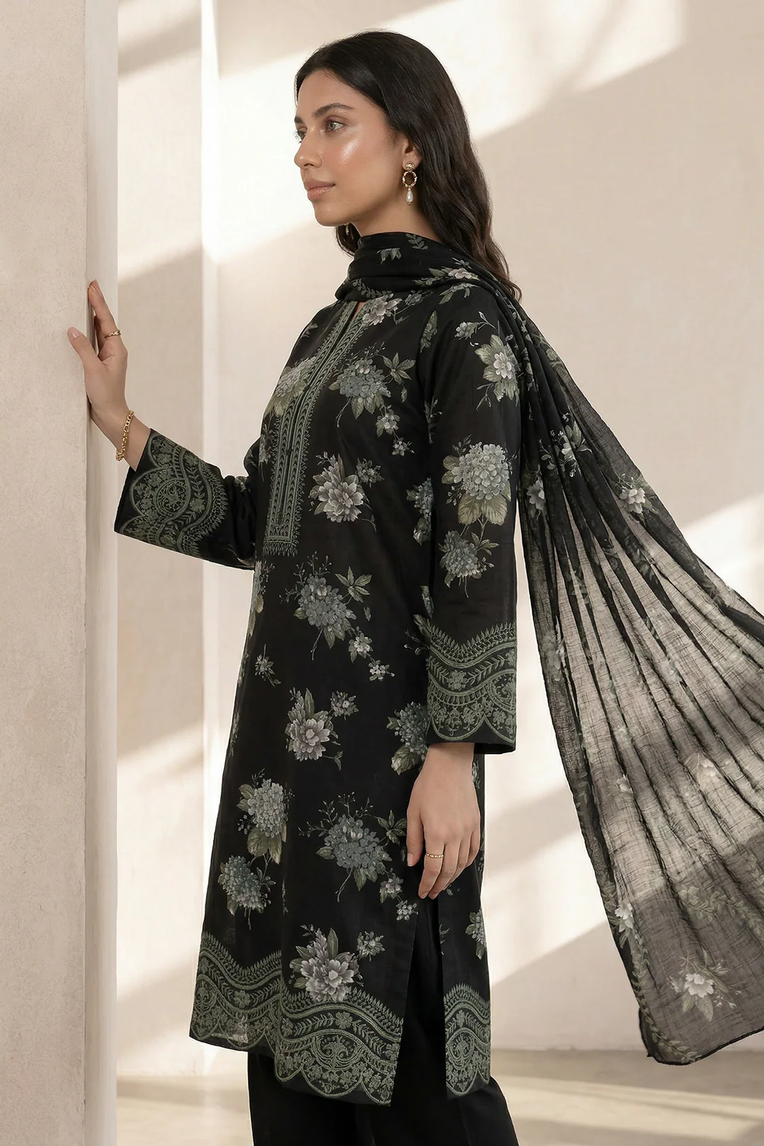 Kurta Dupatta Trouser - 2956 - Image 2