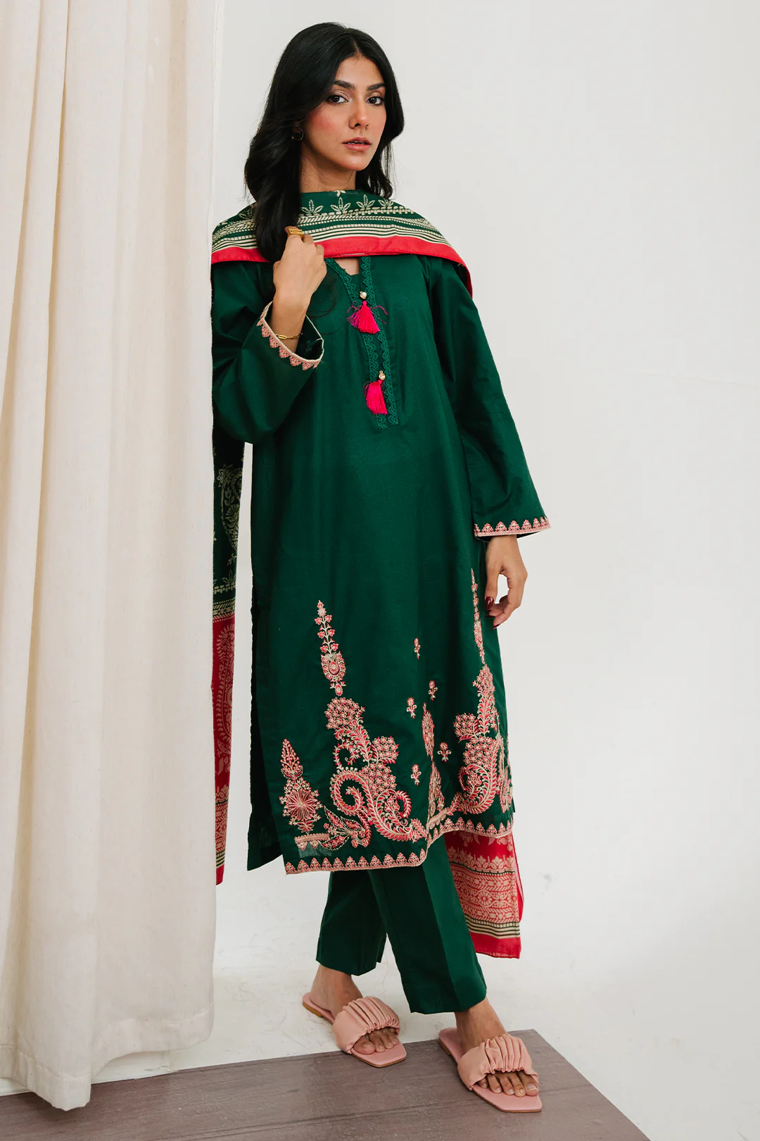 Embroidered Kurta Dupatta Trouser - 1498 - Image 2