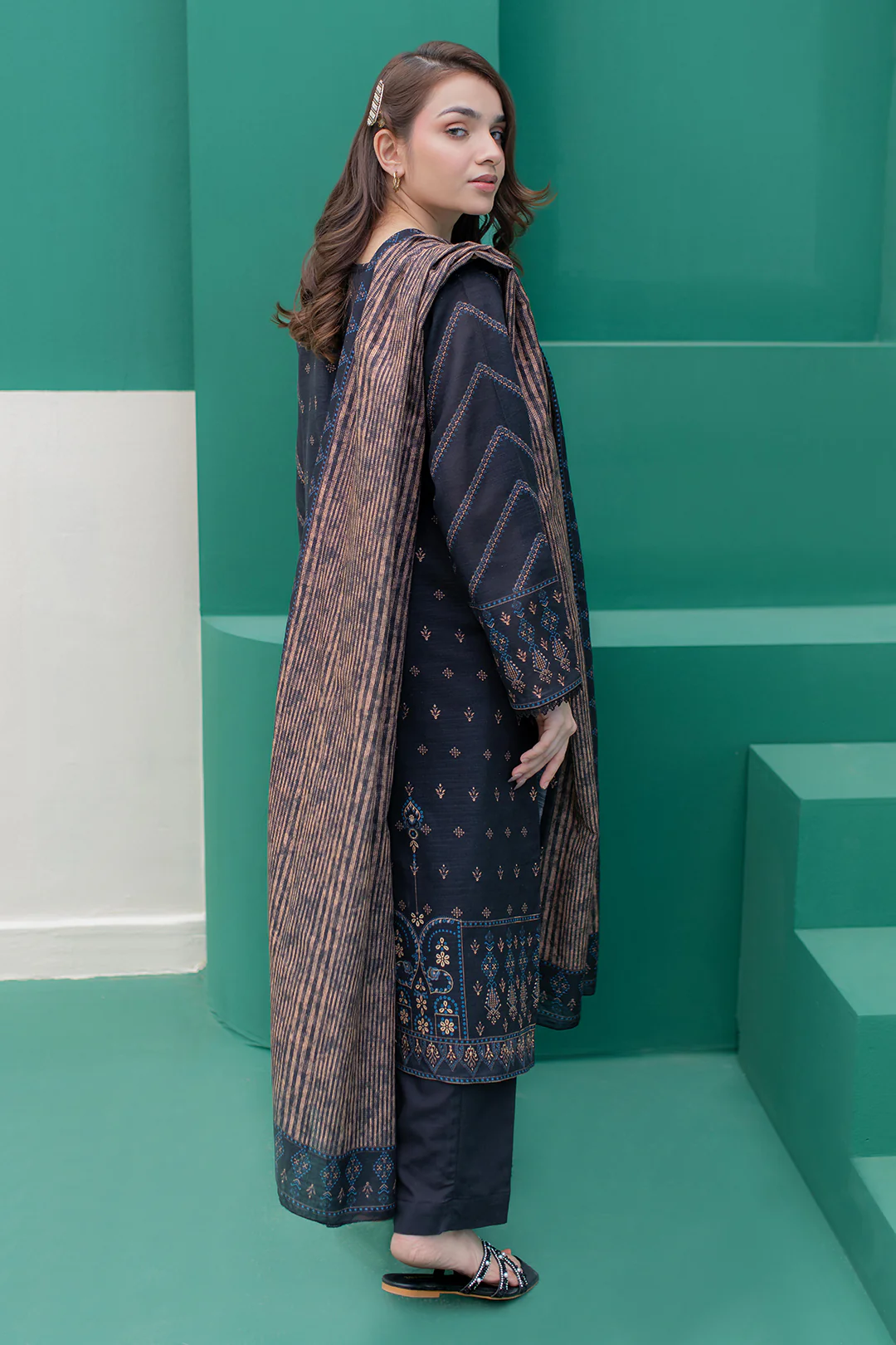 Kurta Dupatta Trouser - 2947 - Image 5
