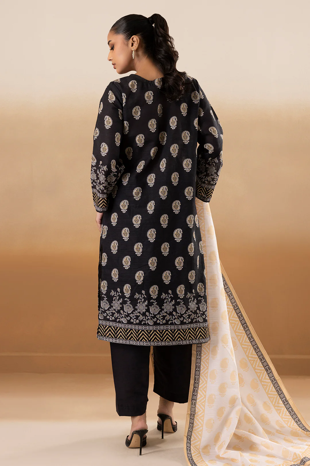 Kurta Dupatta Trouser - 3011 - Image 7