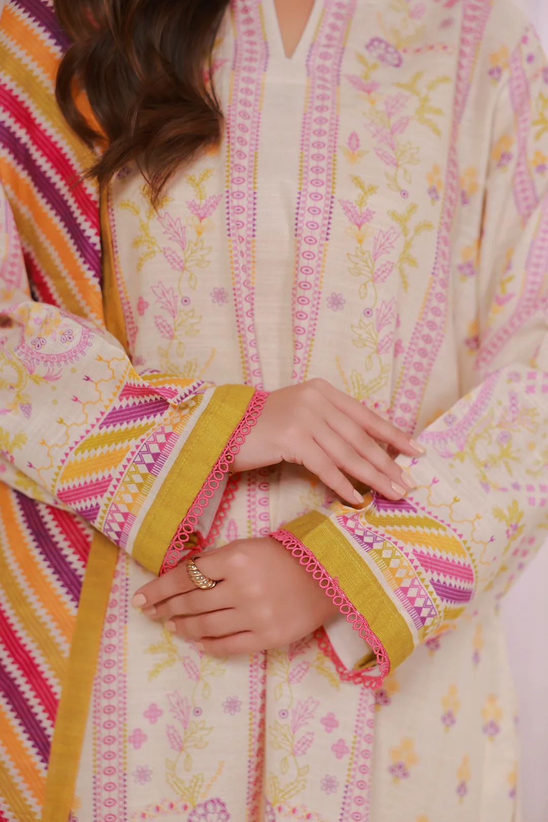 Kurta Dupatta Trouser - 3094 - Image 3
