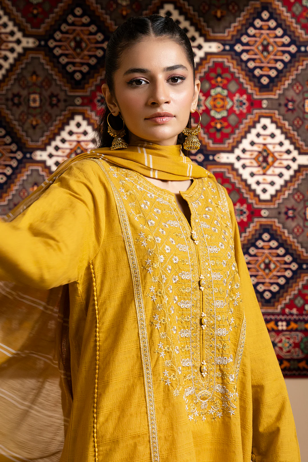 Embroidered Kurta Dupatta Trouser - 3354 - Image 3