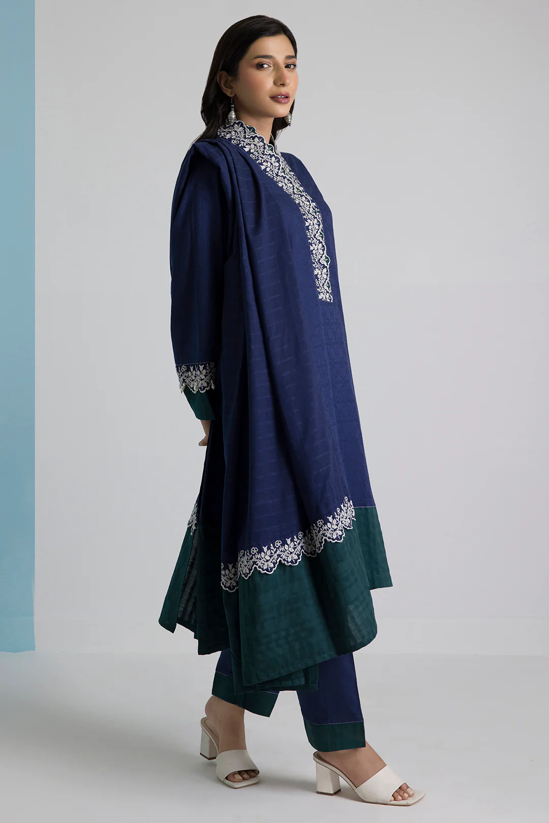 Embroidered Kurta Dupatta Trouser - 3355 - Image 7