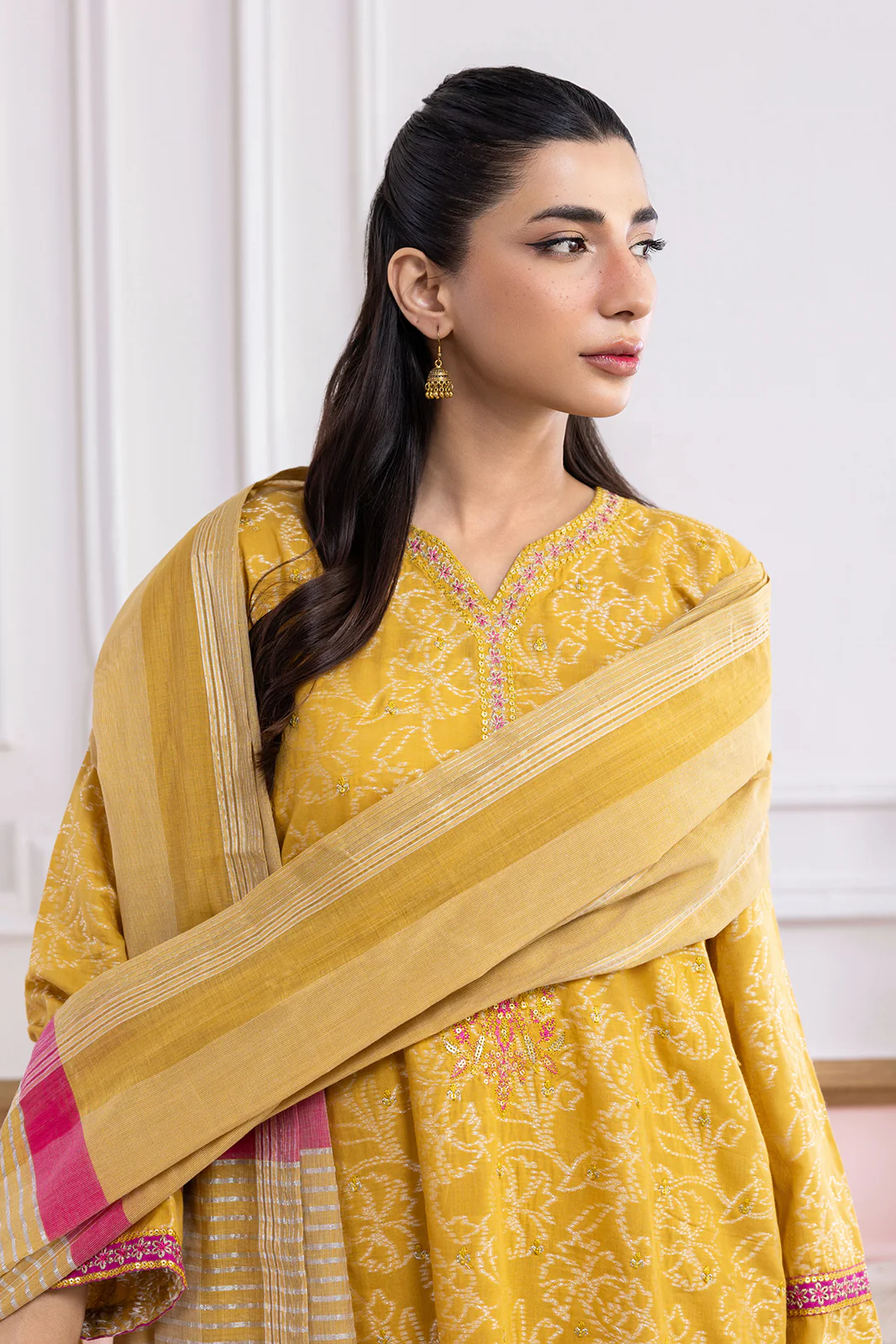 Embroidered Kurta Dupatta Trouser - 2527 - Image 2