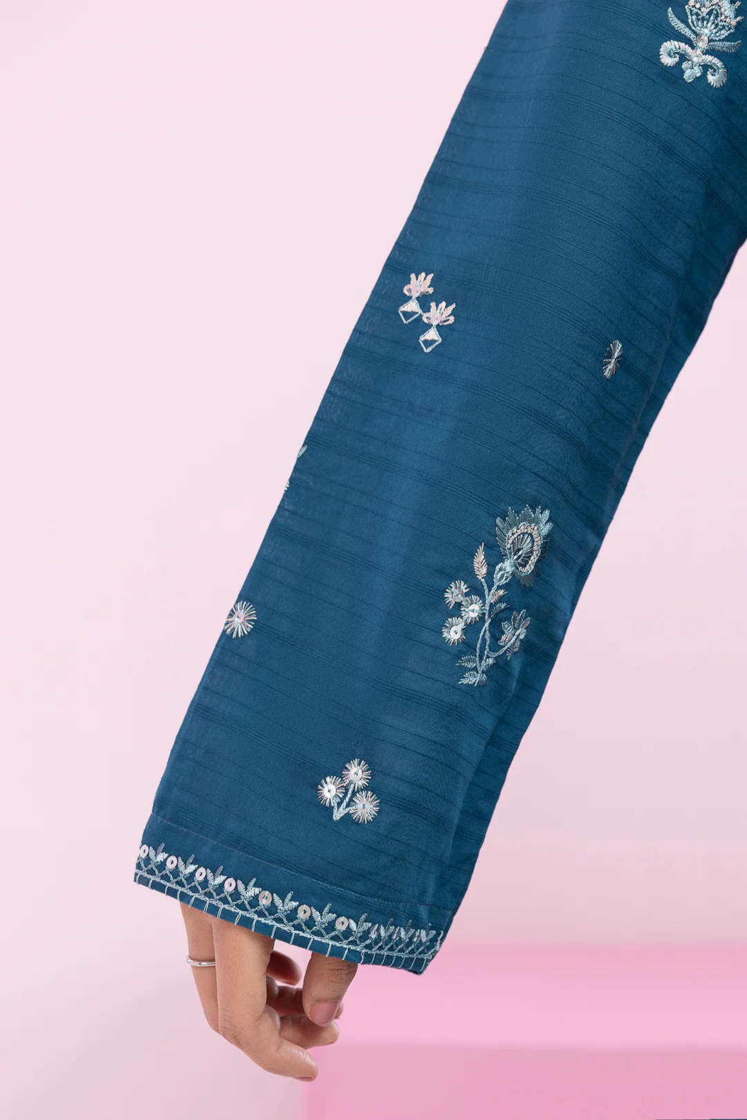Embroidered Kurta Dupatta Trouser - 2608 - Image 4