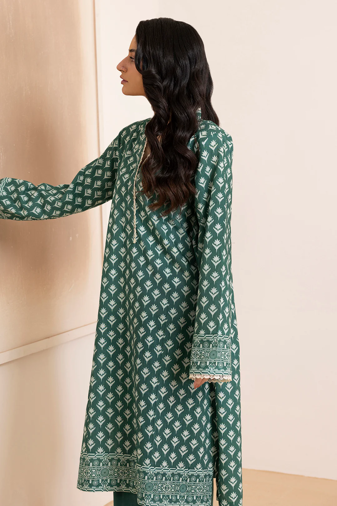 Kurta Dupatta Trouser - 2780 - Image 7
