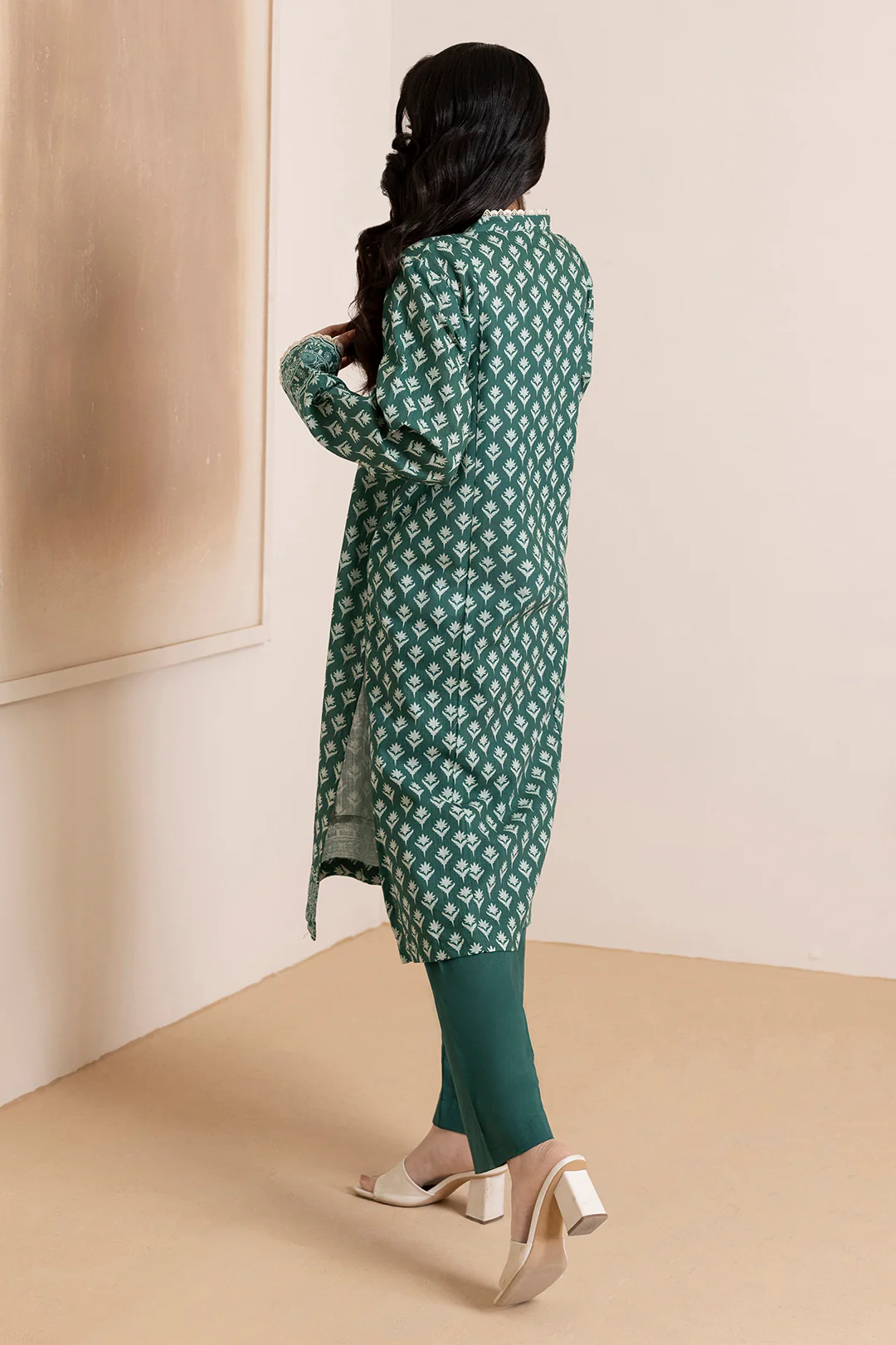 Kurta Dupatta Trouser - 2780 - Image 8