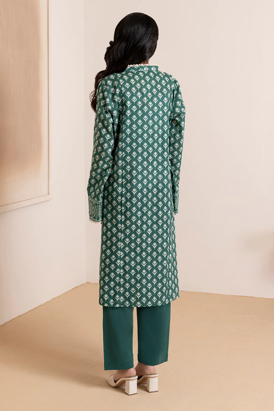 Kurta Dupatta Trouser - 2780 - Image 9