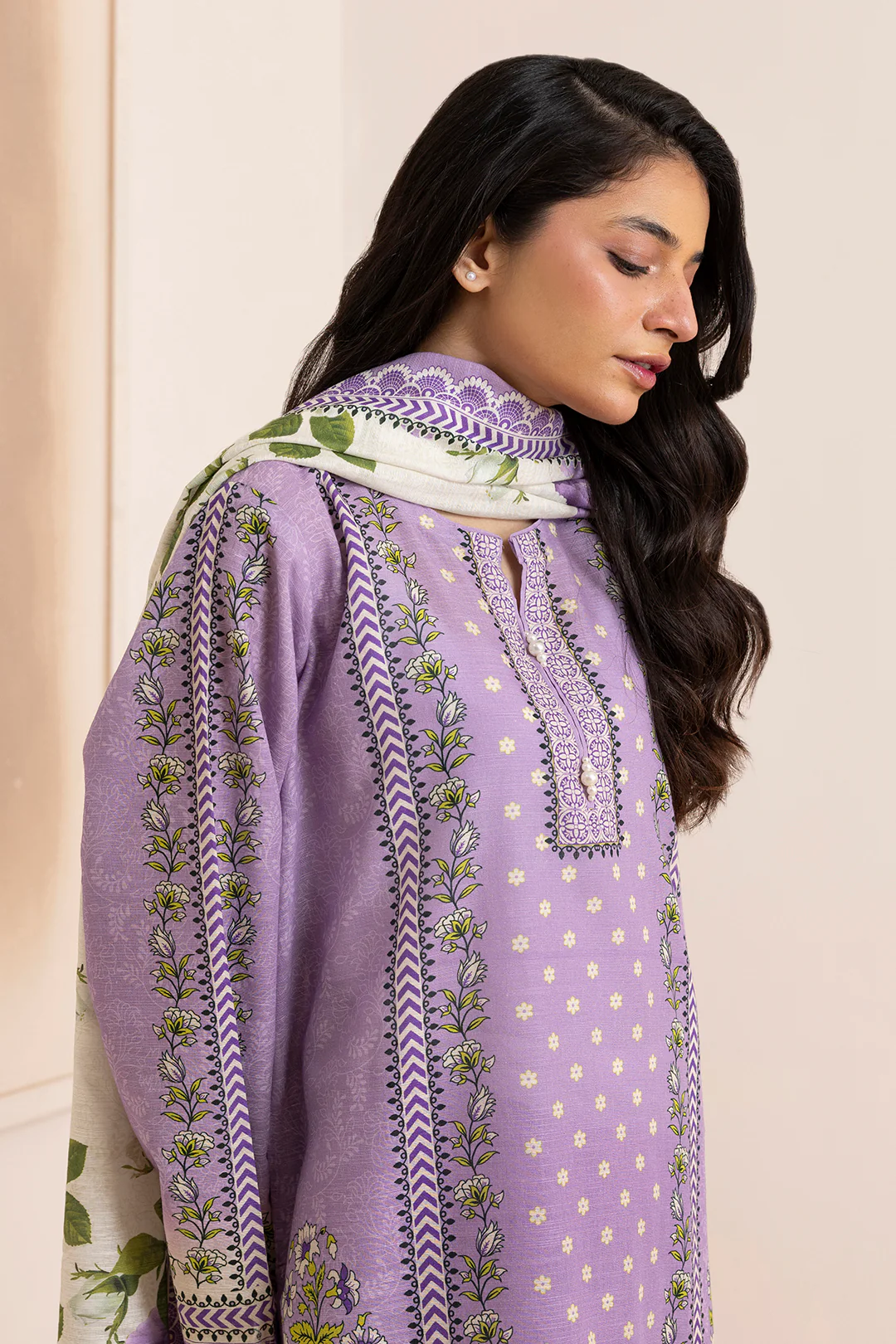 Kurta Dupatta Trouser - 2781 - Image 4